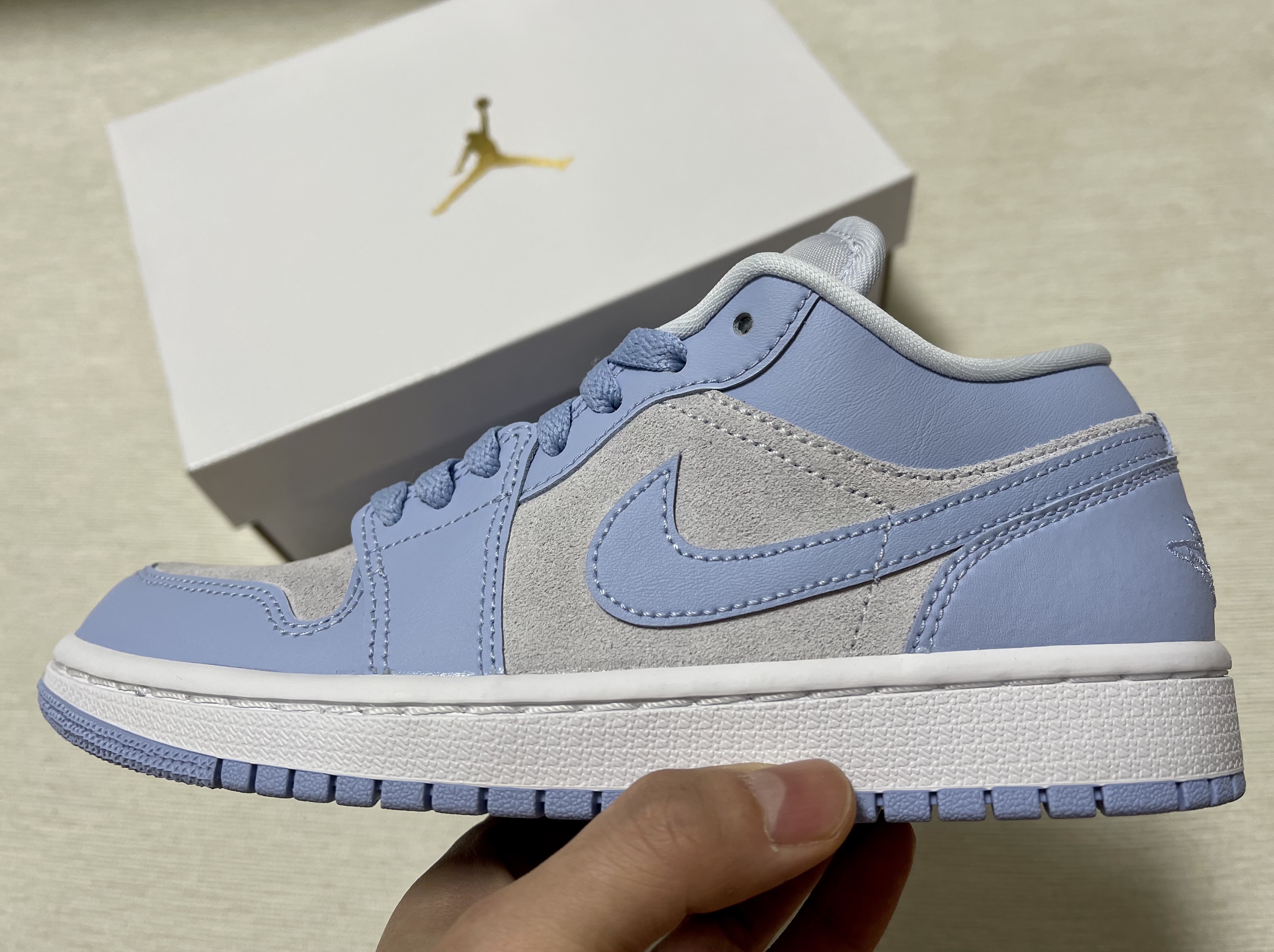 (W) Jordan 1 Low Aluminum 착용 스타일 - 3