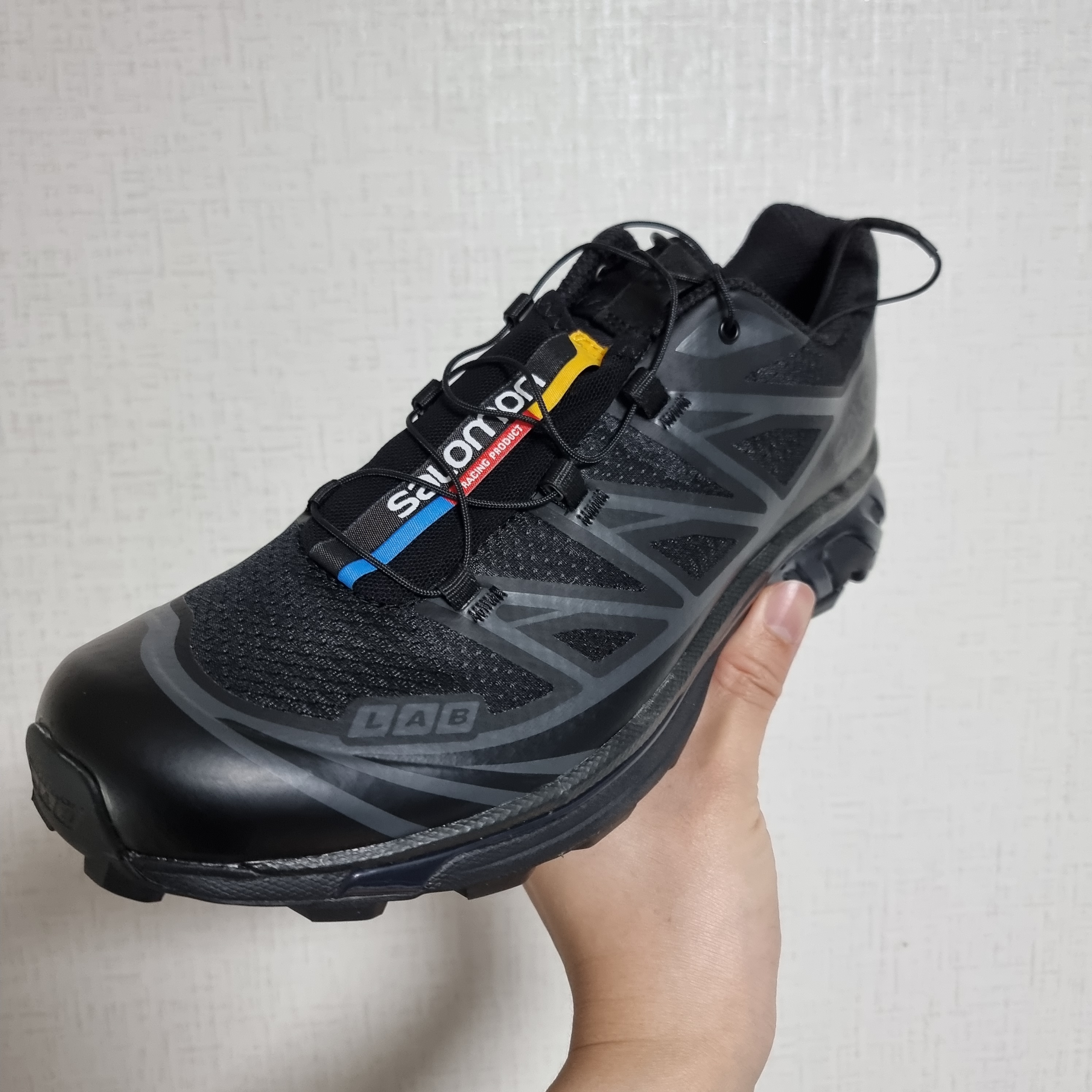 Salomon XT-6 ADV Black 착용 스타일 - 1