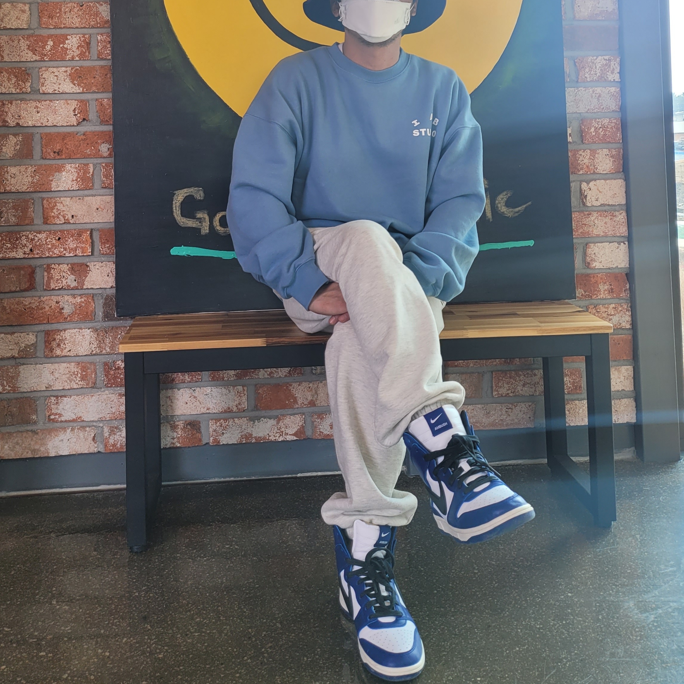 IAB Studio Crewneck Sky Blue, Nike x Ambush Dunk High Deep Royal Blue 착용 스타일 - 1