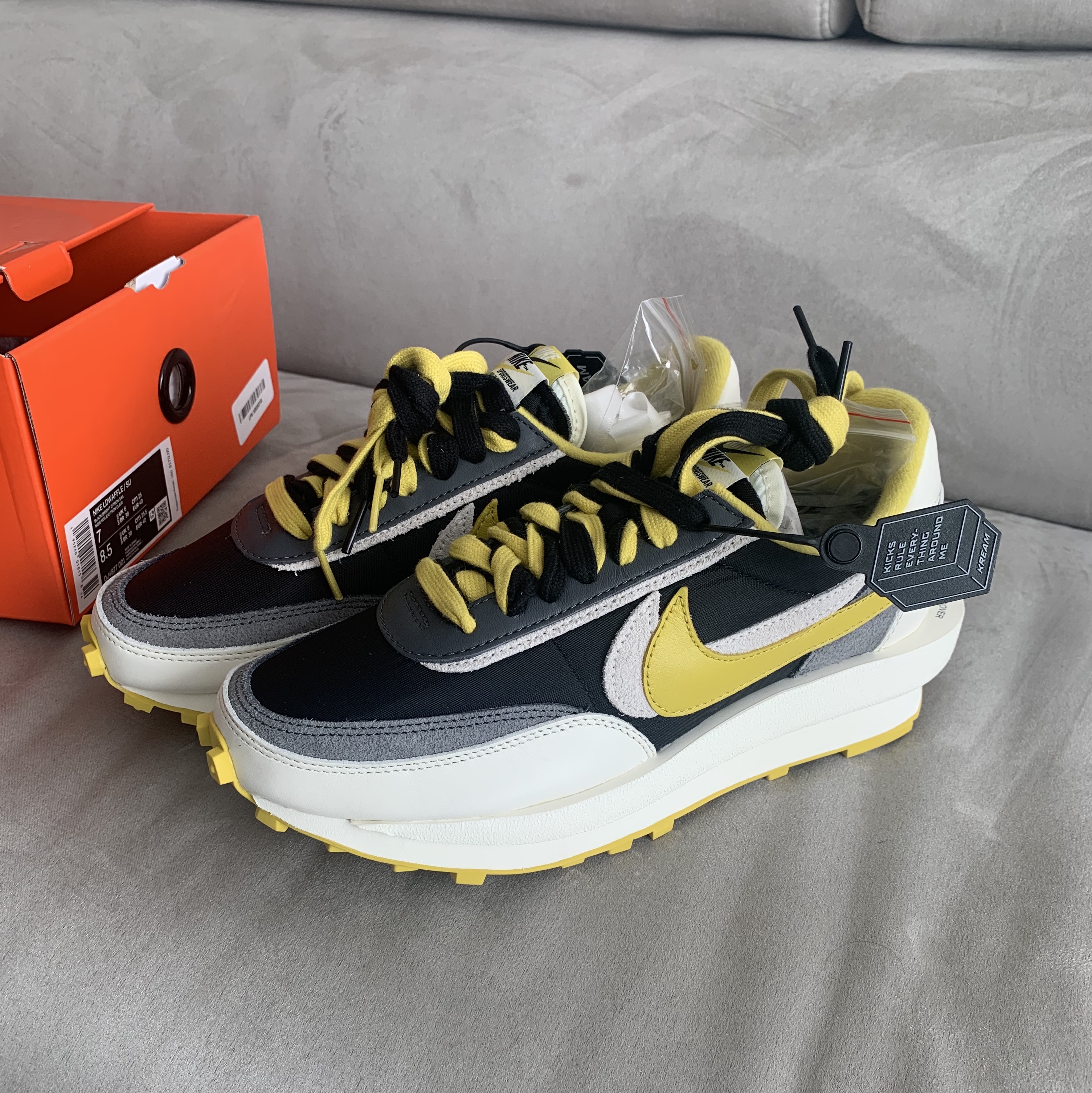 Nike x Sacai x Undercover LDWaffle Black Bright Citron 착용 스타일