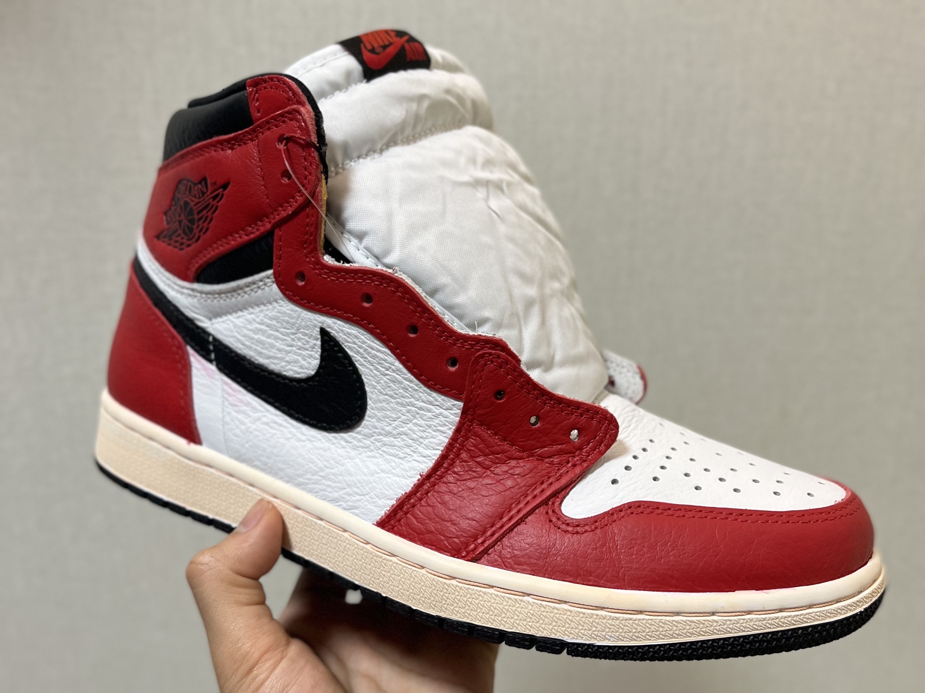 Jordan 1 Retro High OG Light Fusion Red 착용 스타일 - 1