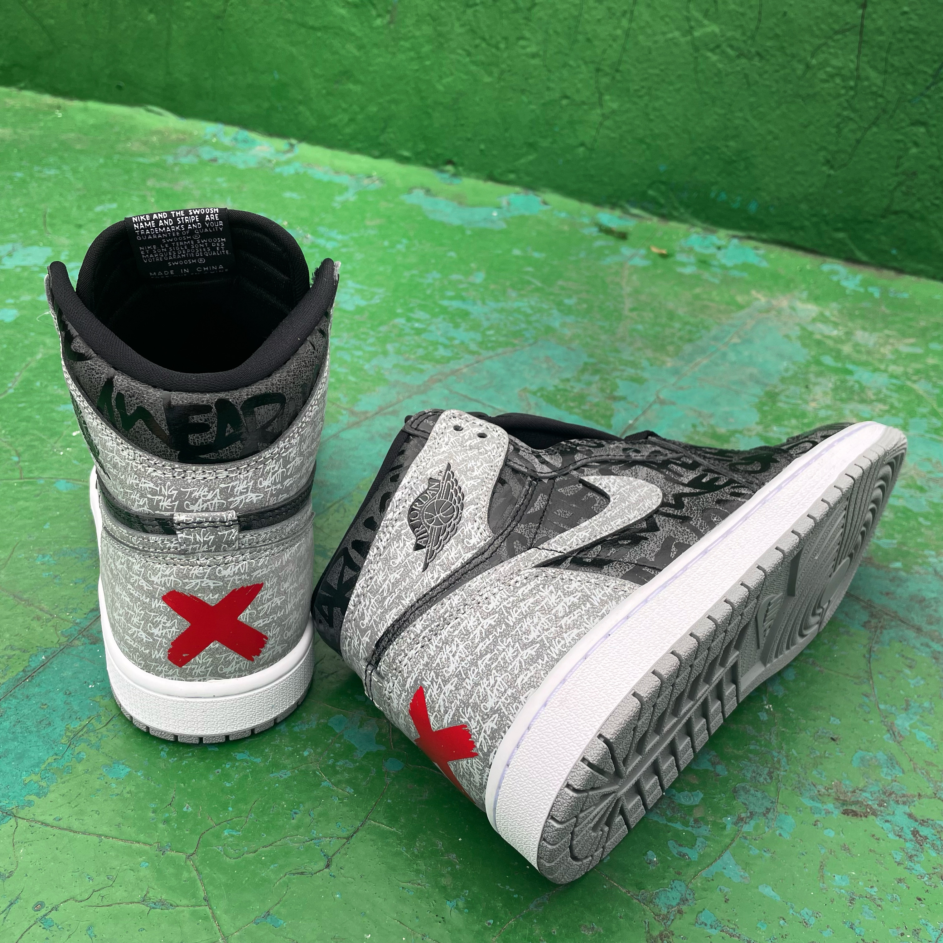 Jordan 1 Retro High OG Rebellionaire 착용 스타일