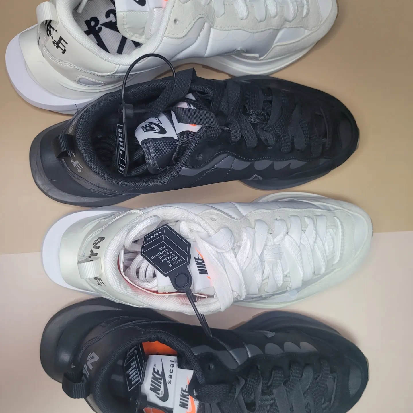 Nike x Sacai VaporWaffle White and Gum, Nike x Sacai VaporWaffle Black and Gum 착용 스타일 - 3