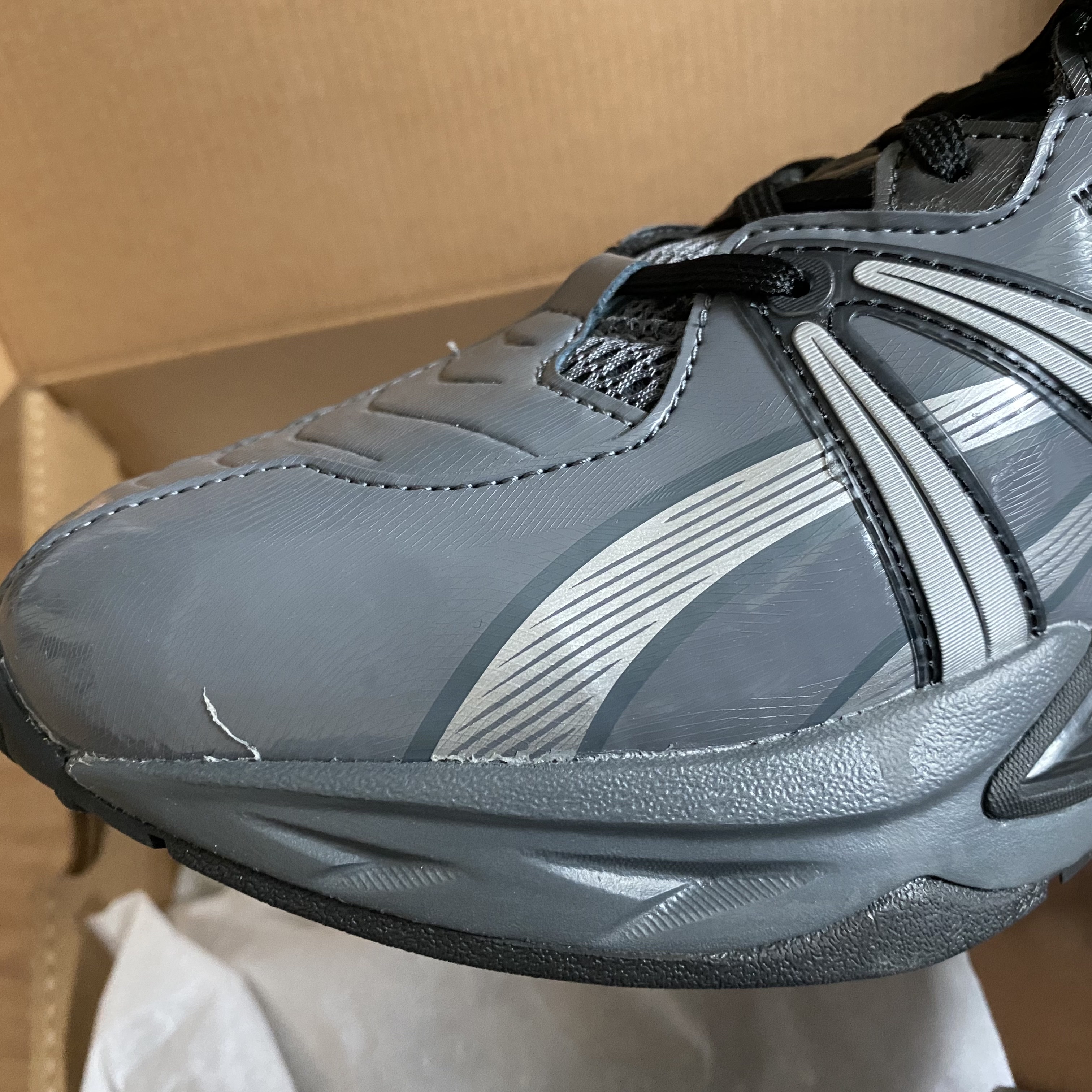 Asics HN2-S Protoblast Steel Grey 착용 스타일 - 3