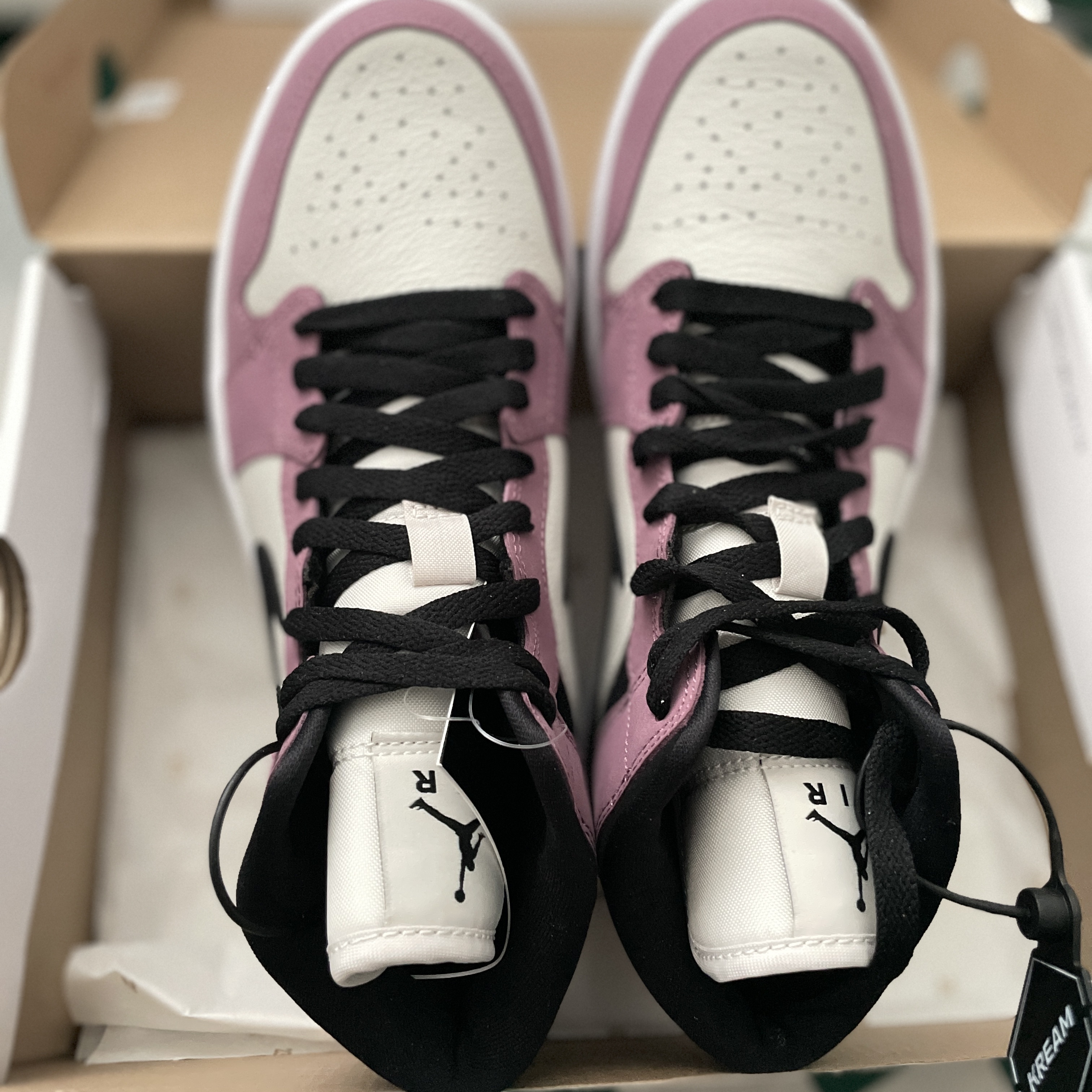 (W) Jordan 1 Mid SE Light Mulberry 착용 스타일 - 5