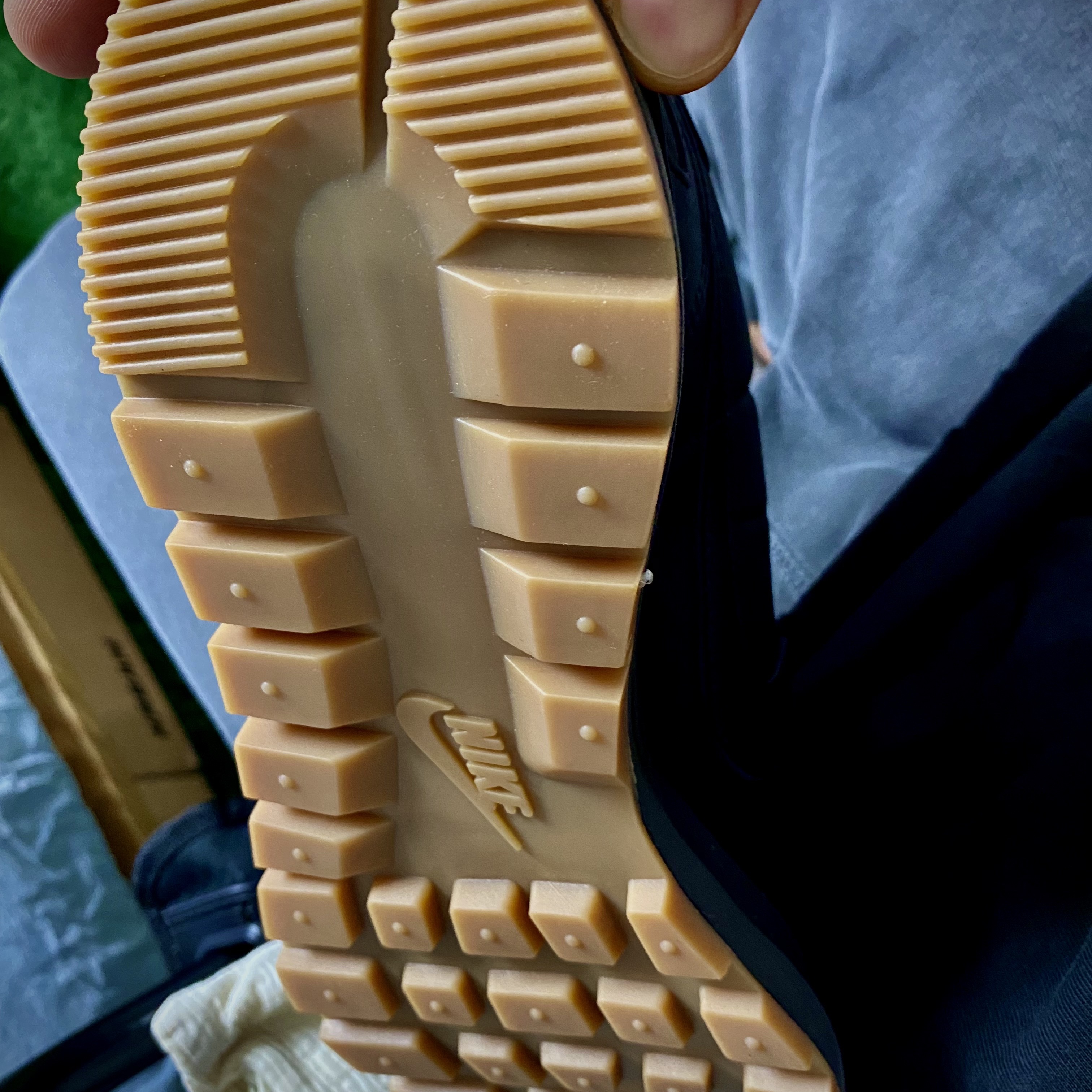 Nike x Sacai VaporWaffle Black and Gum, Nike x Sacai VaporWaffle Dark Iris 착용 스타일 - 3