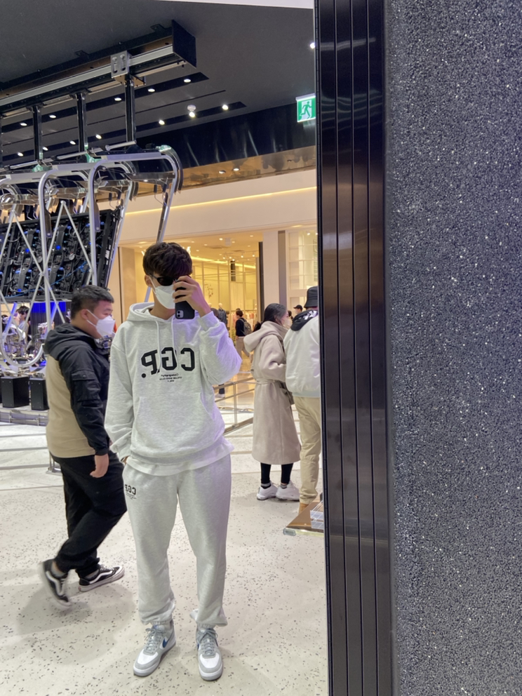 KREAM 프로필 이미지