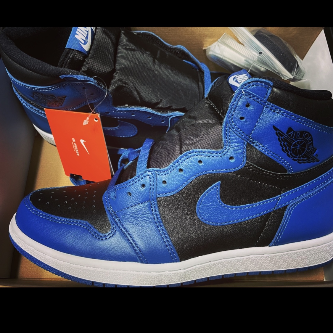 Jordan 1 Retro High OG Dark Marina Blue 착용 스타일