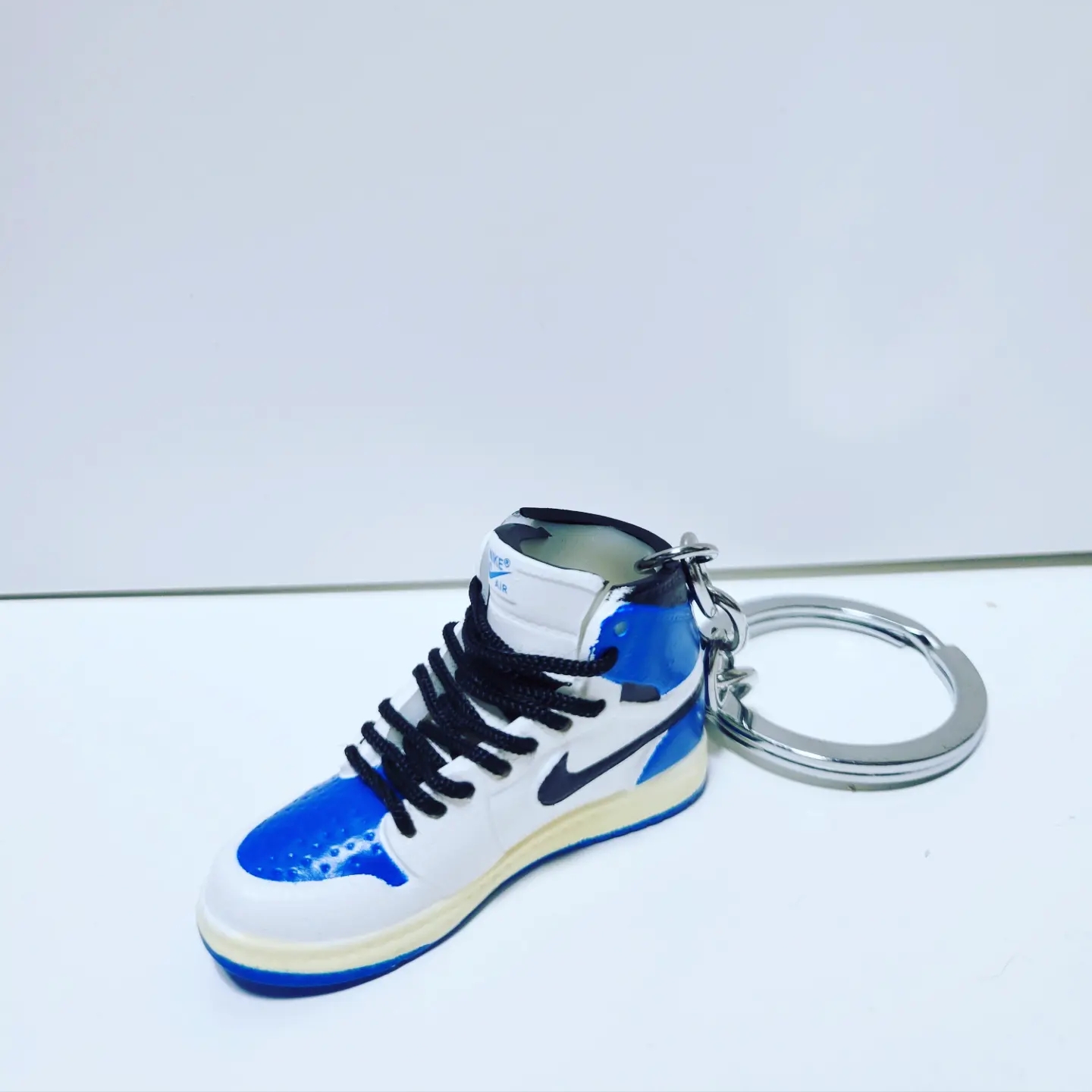 Jordan 1 x Travis Scott Retro High OG SP Mocha, Jordan 1 x Travis Scott x Fragment Retro High OG SP Military Blue 착용 스타일 - 2
