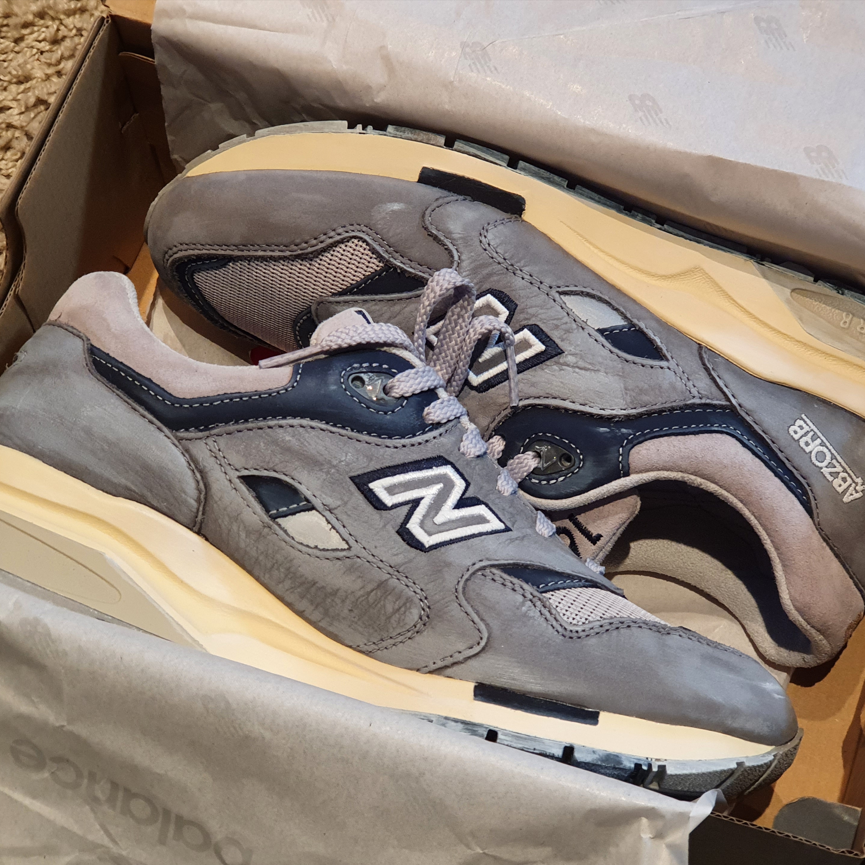 New Balance 1600 Premium Vintage Grey 착용 스타일 - 2