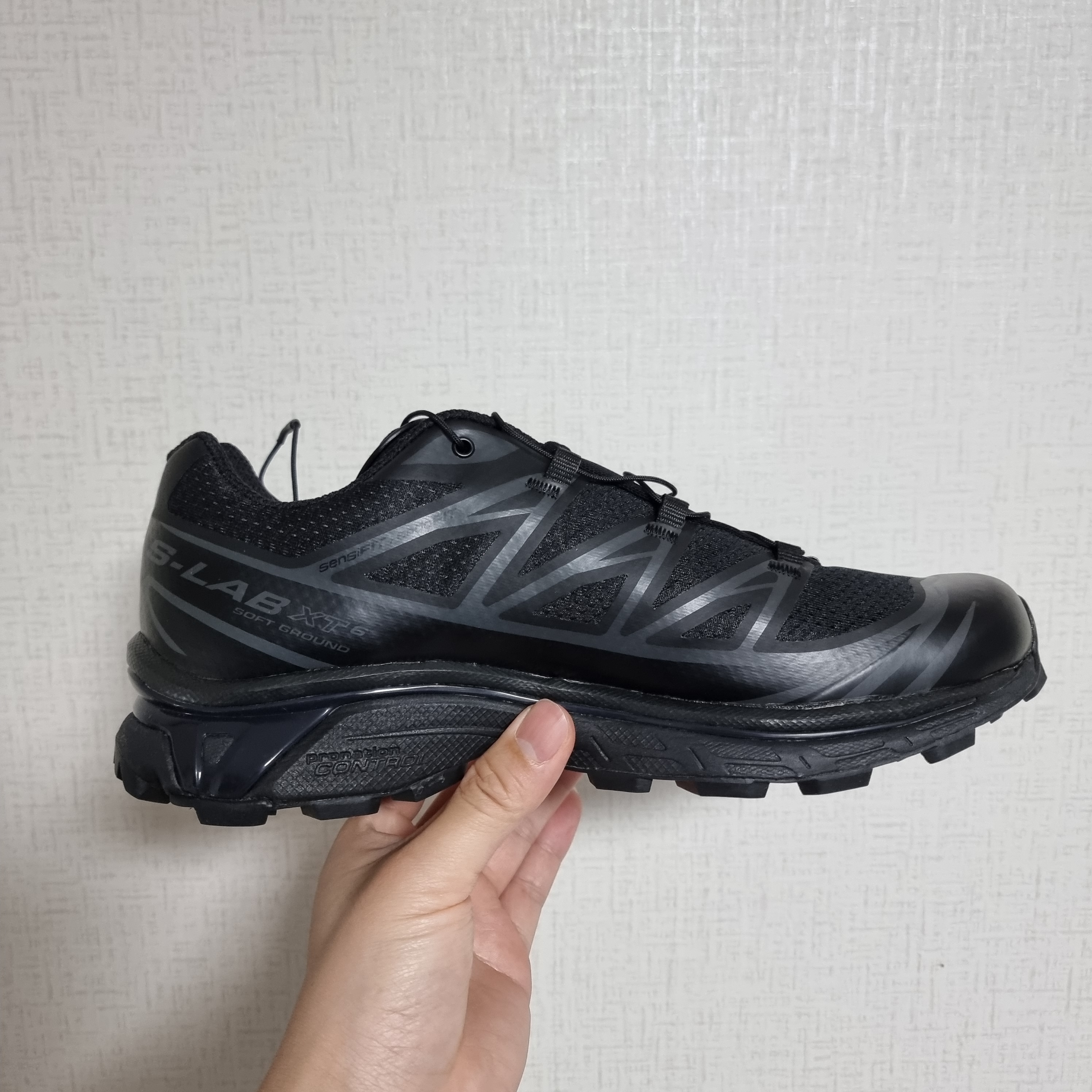 Salomon XT-6 ADV Black 착용 스타일 - 4