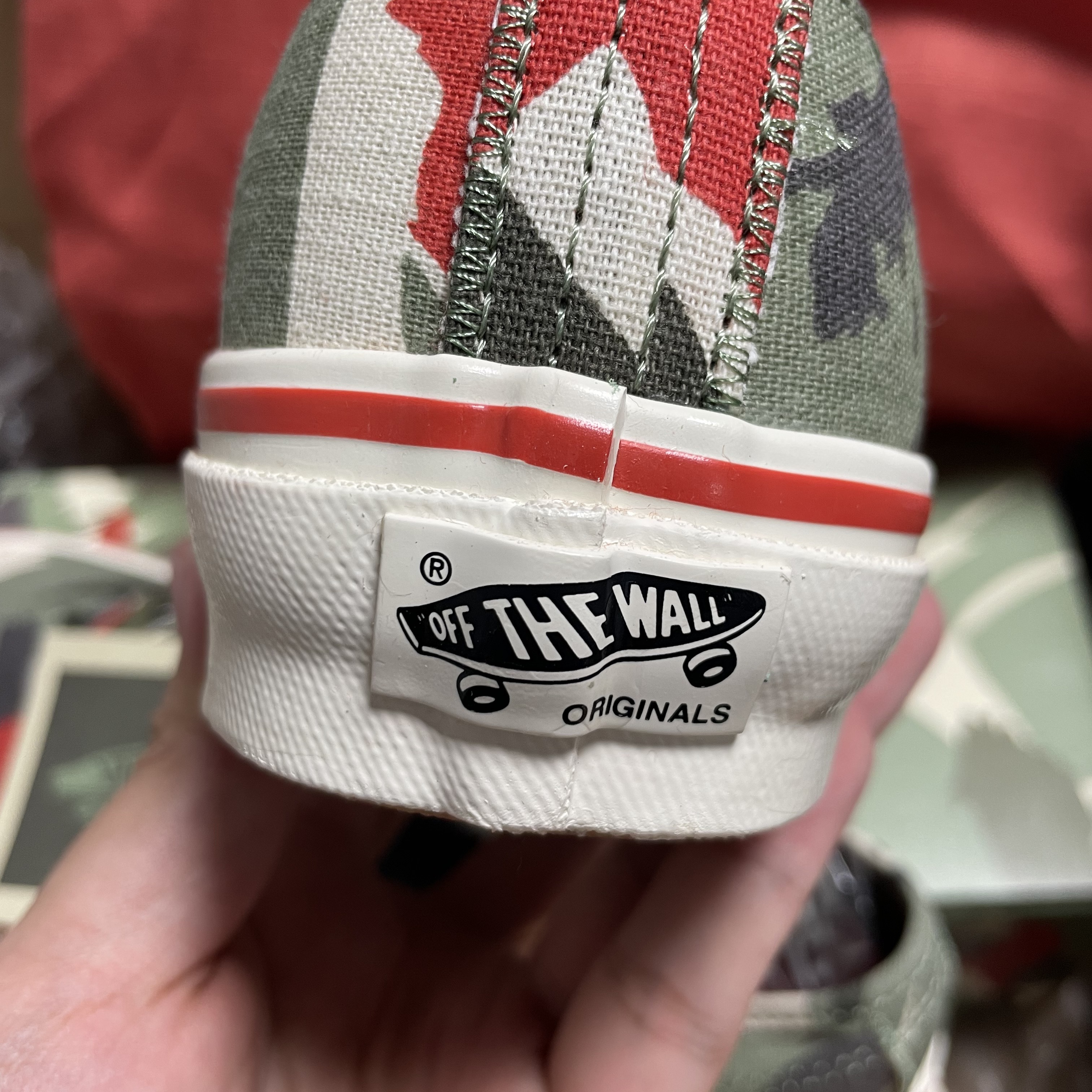 Vans Vault x Nigel Cabourn OG Authentic LX Army Green Camo 착용 스타일 - 3