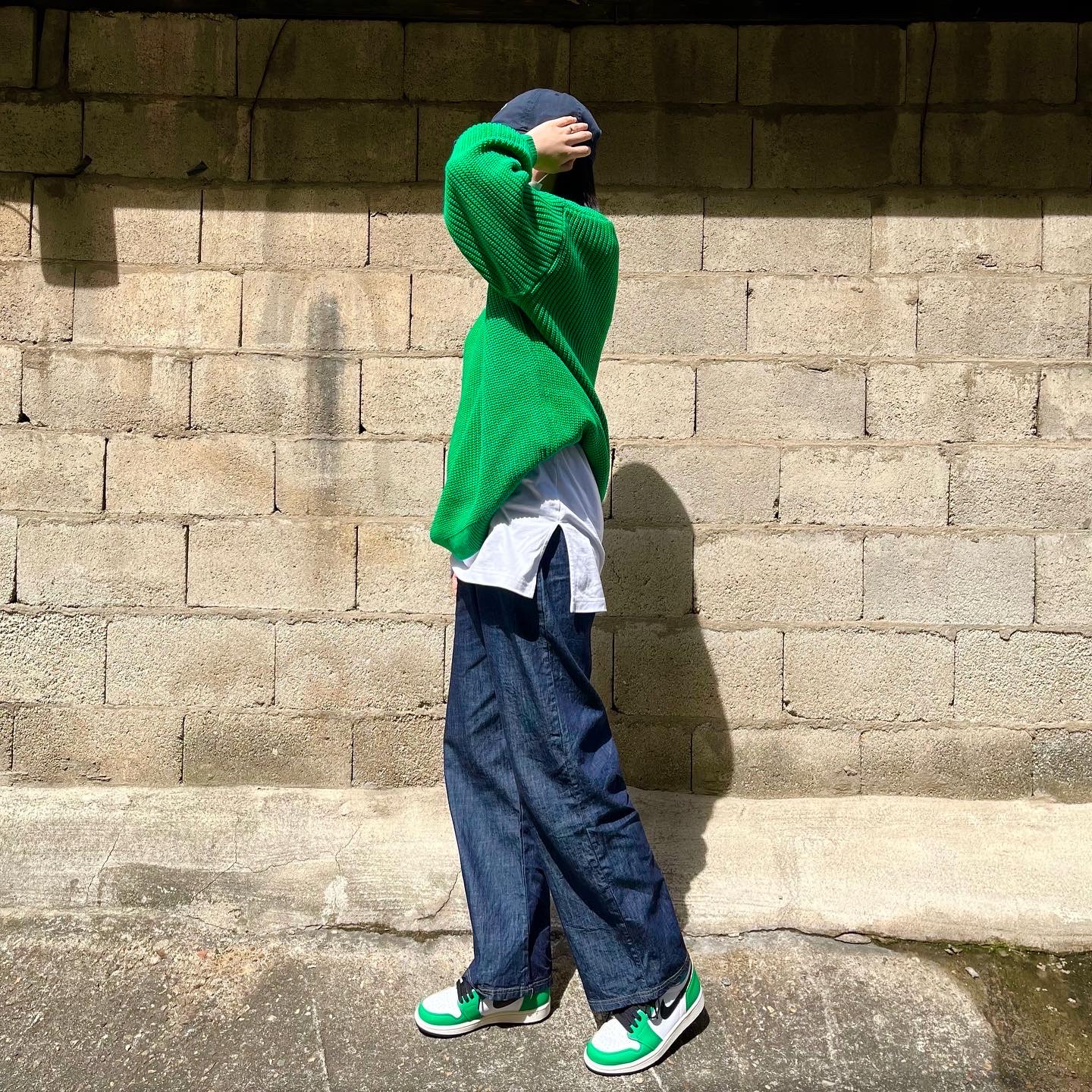 (W) Jordan 1 Retro High OG Lucky Green, Nike Heritage 86 Futura Washed Cap Black White 착용 스타일 - 3
