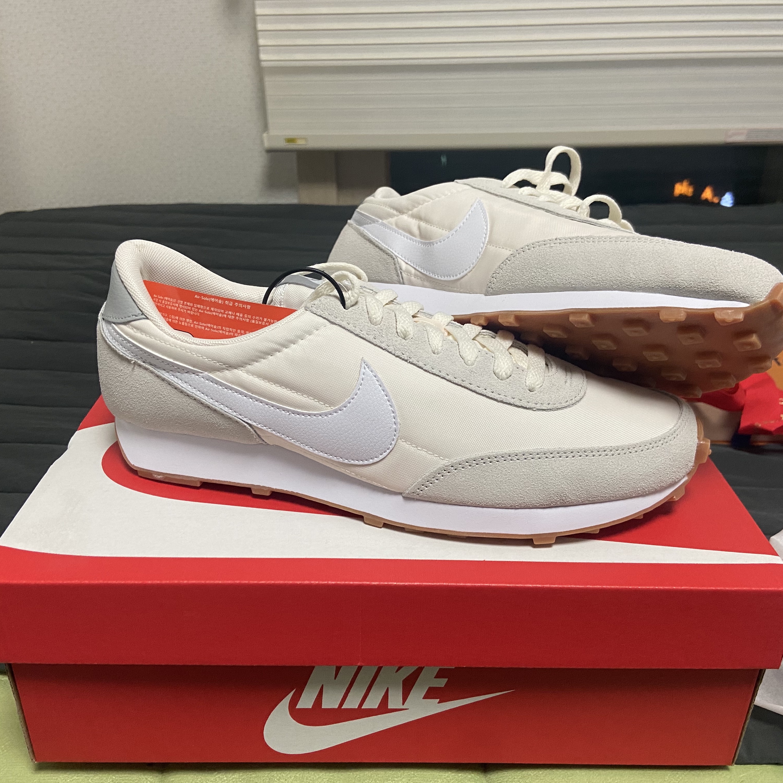 (W) Nike Daybreak Summit White 착용 스타일 - 1