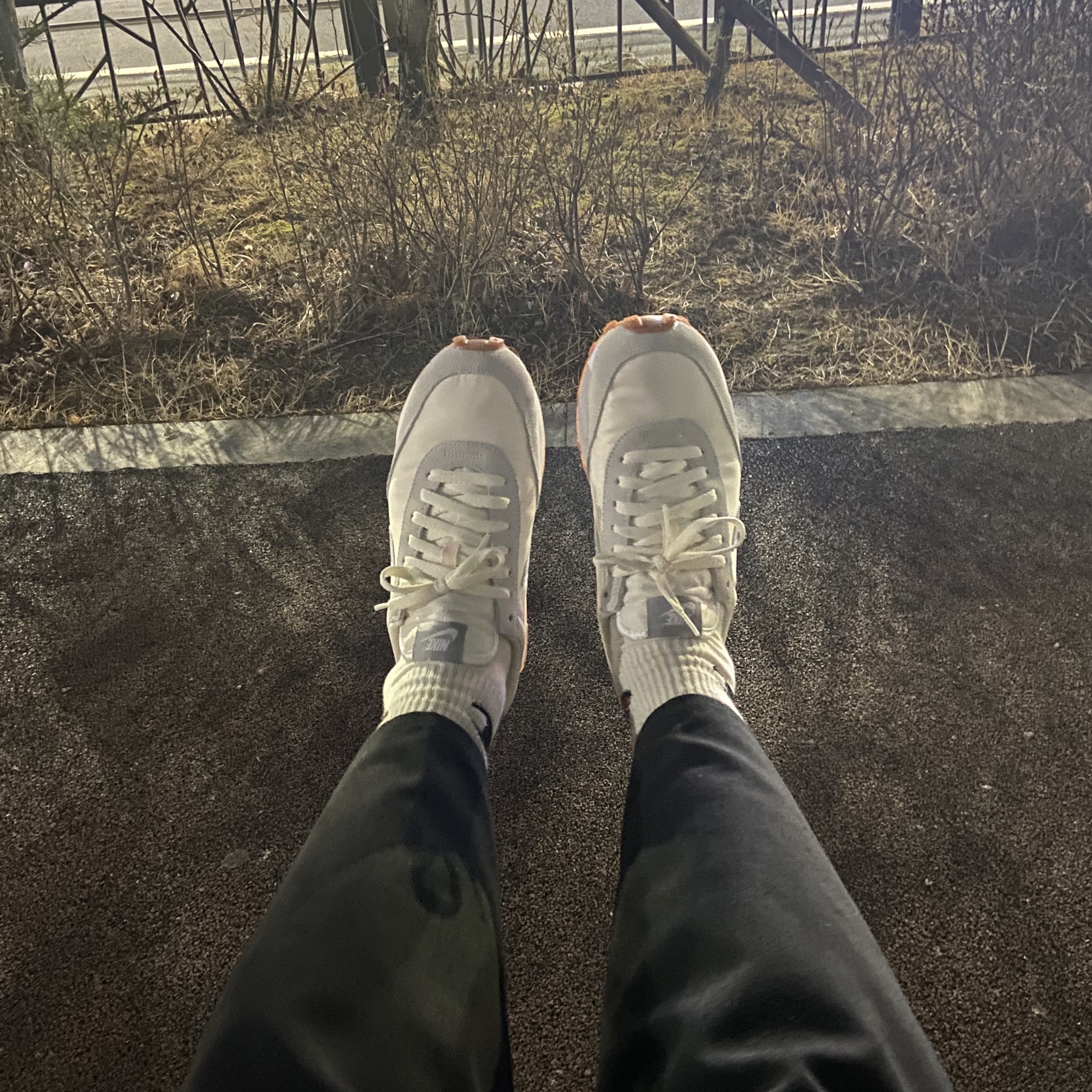 (W) Nike Daybreak Summit White 착용 스타일 - 2