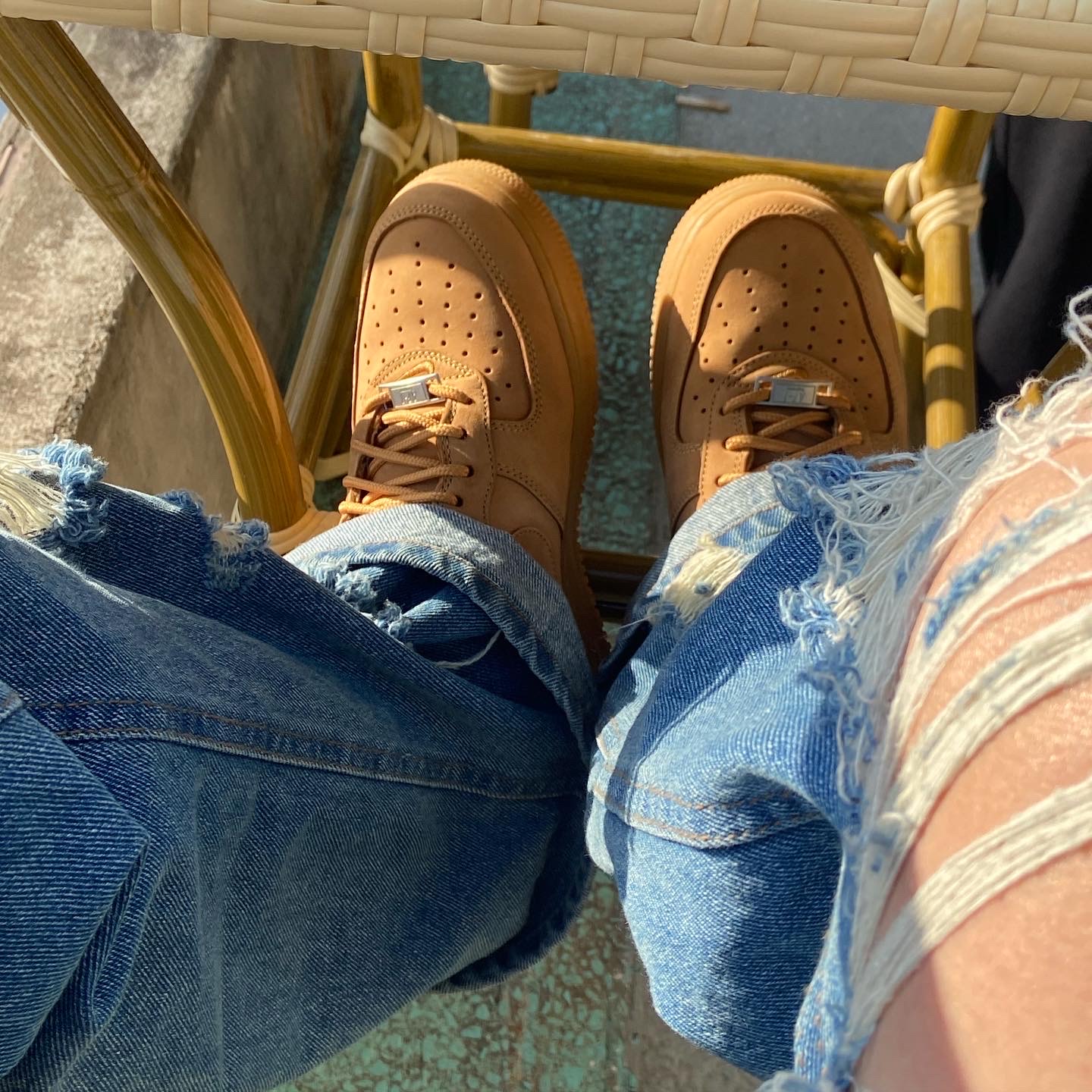 Nike x Supreme Air Force 1 Low Flax 착용 스타일 - 5