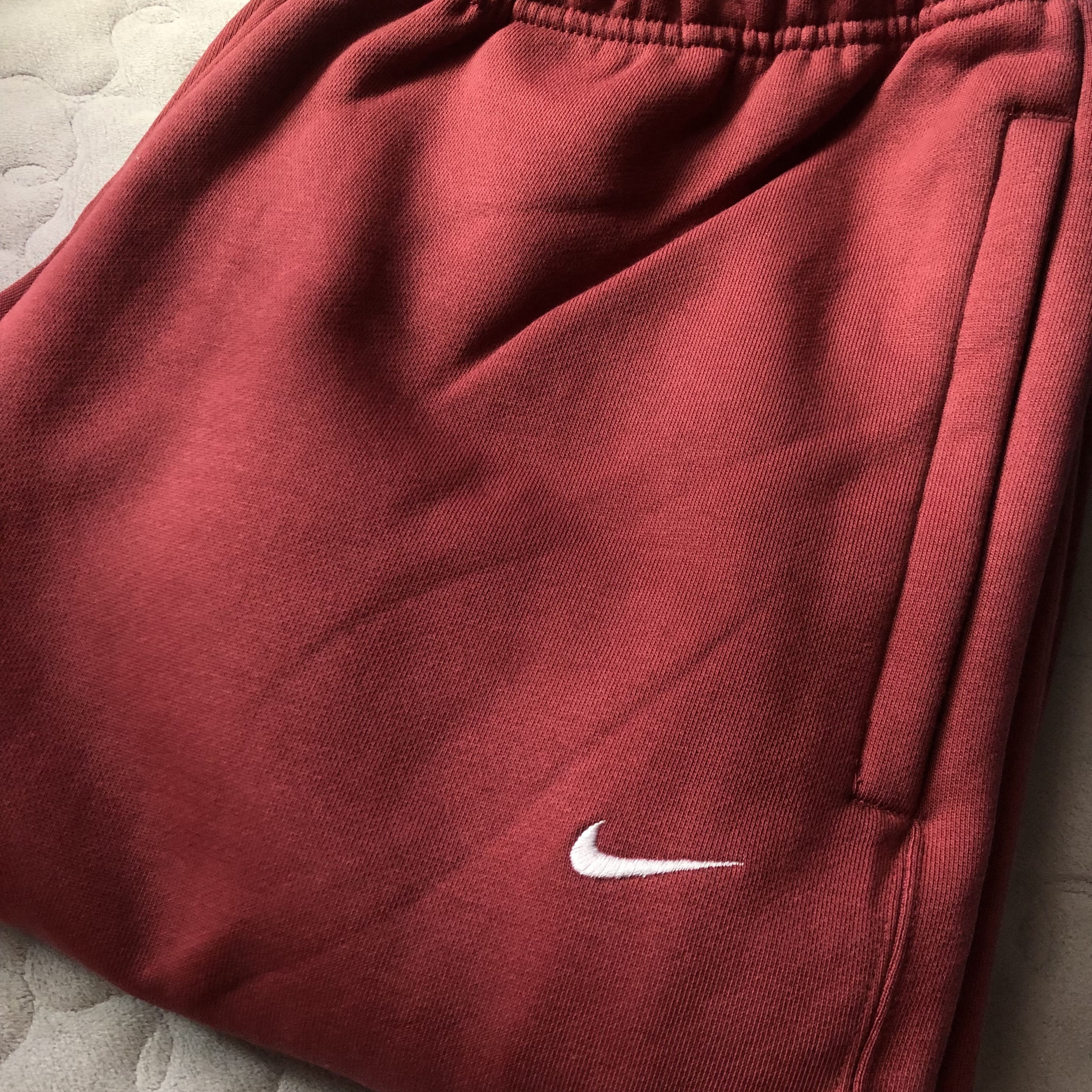 Nike NRG Solo Swoosh Fleece Pants Cedar - US/EU 착용 스타일