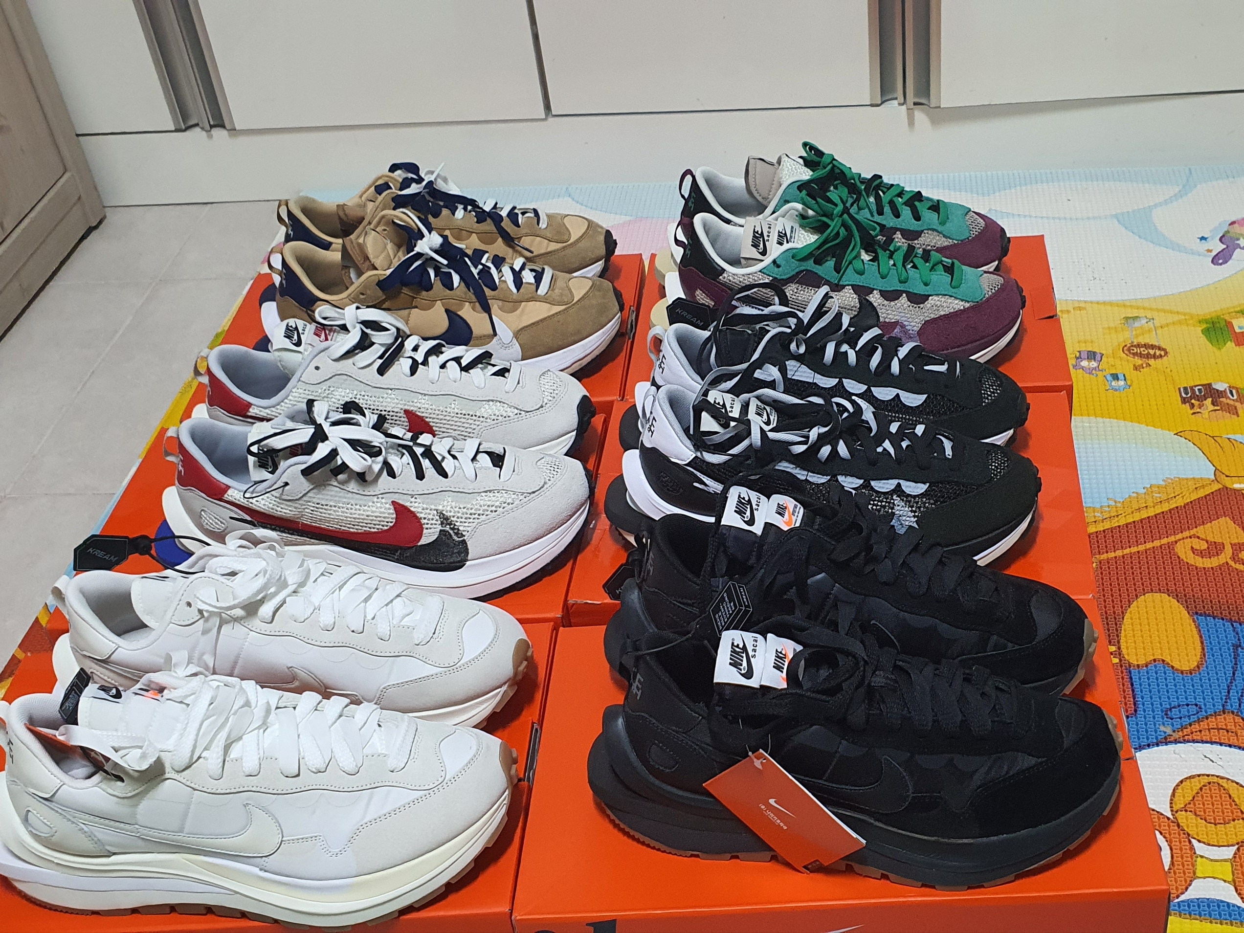Nike x Sacai VaporWaffle Black and Gum, Nike x Sacai VaporWaffle White and Gum 착용 스타일 - 2