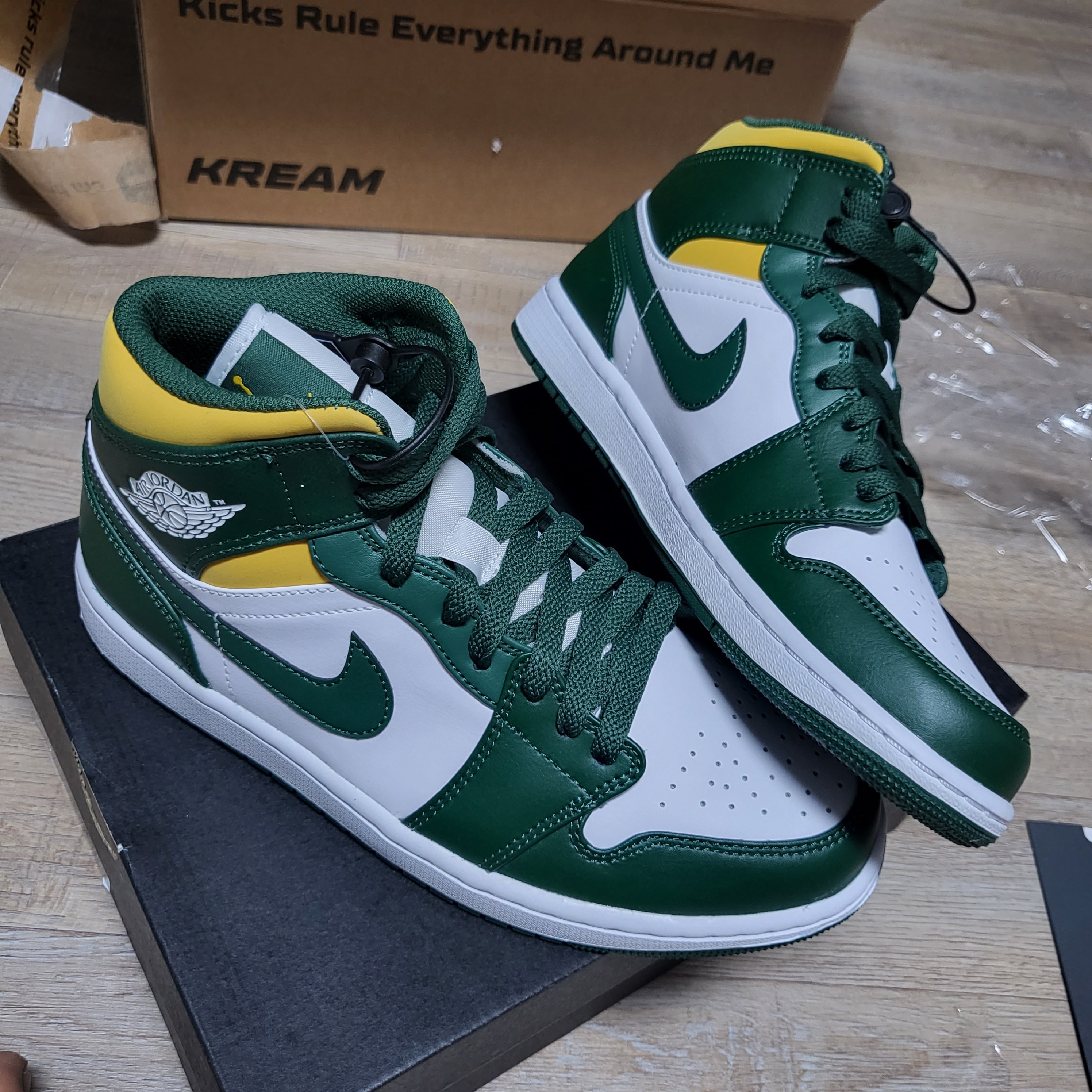 Jordan 1 Mid Sonics 2021 착용 스타일