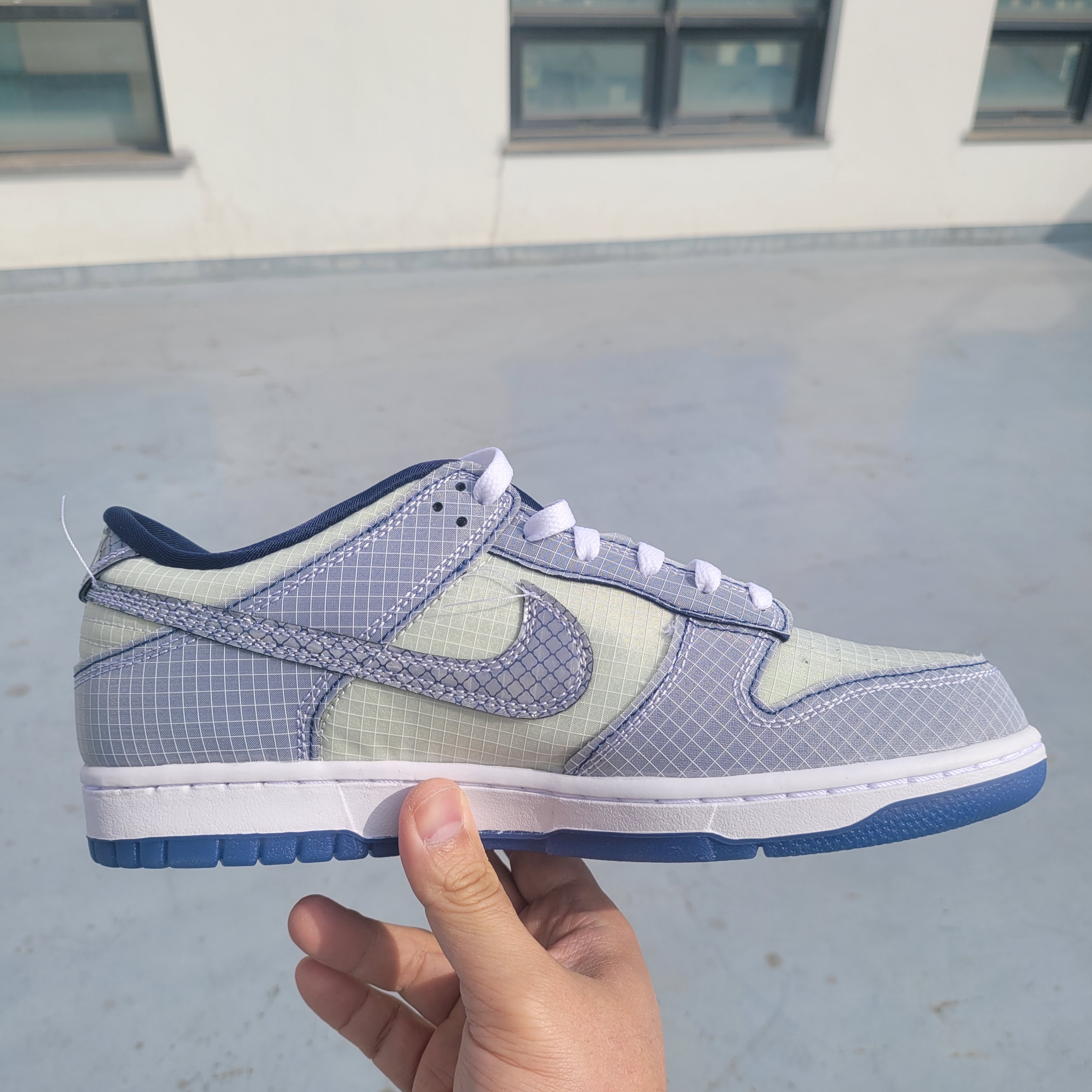 Nike x Union Dunk Low Passport Pack Pistachio 착용 스타일 - 2