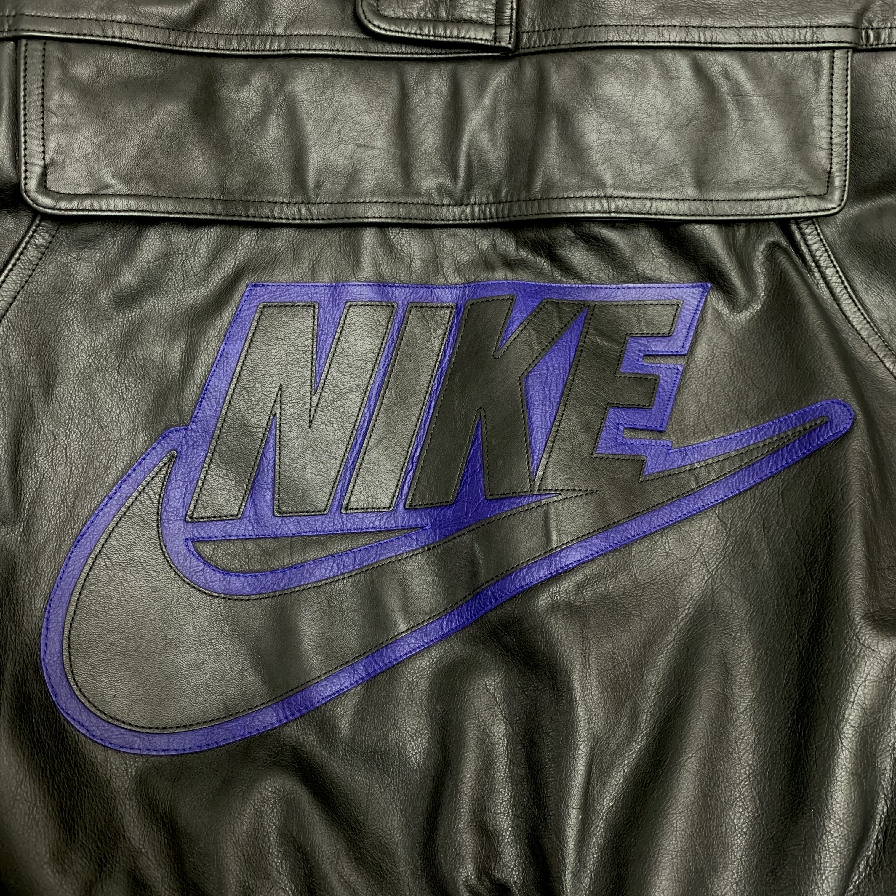 Supreme x Nike Leather Anorak Black - 19FW 착용 스타일 - 2