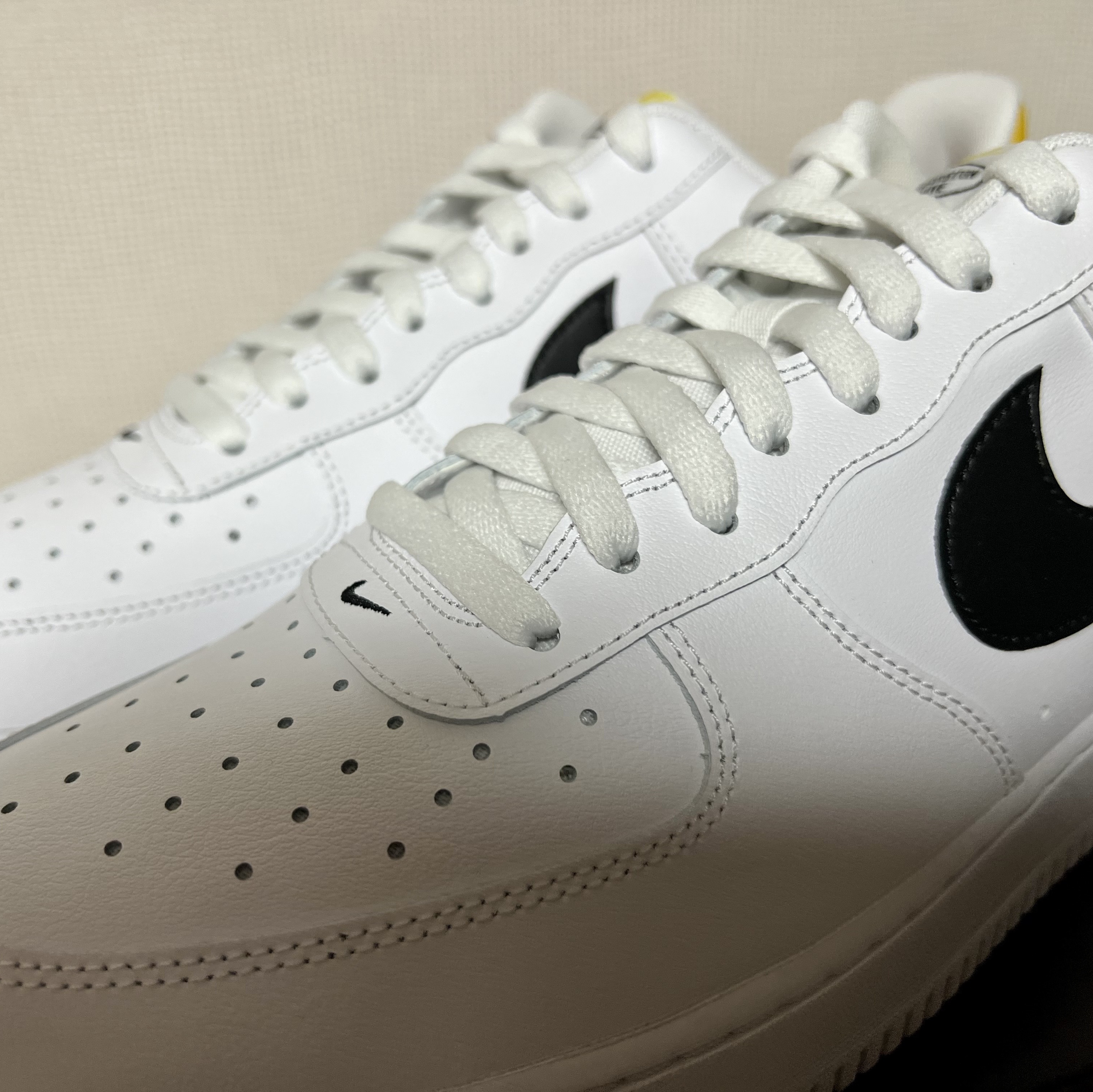 Nike Air Force 1 '07 LV8 2 Have a Nike Day 착용 스타일 - 4
