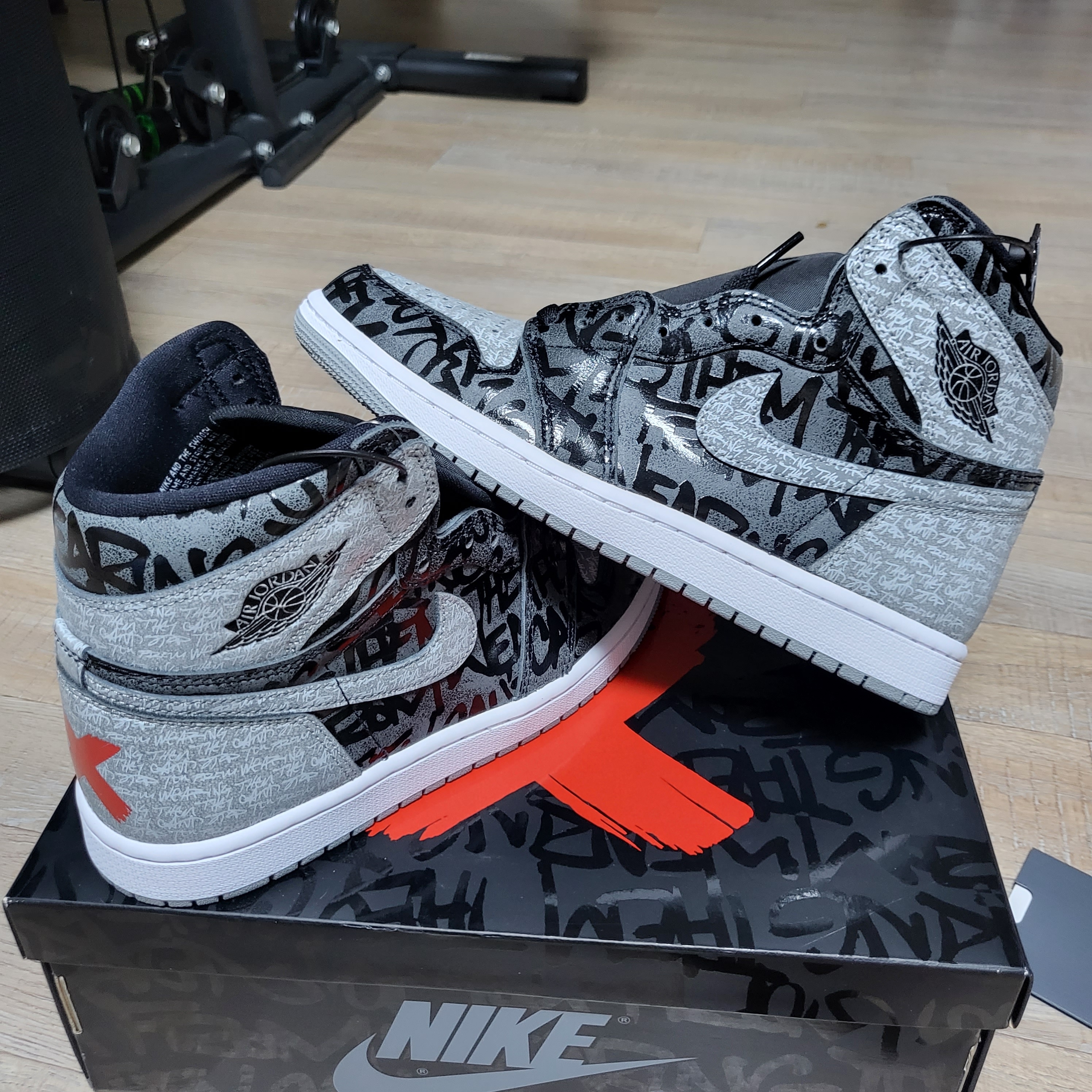 Jordan 1 Retro High OG Rebellionaire 착용 스타일