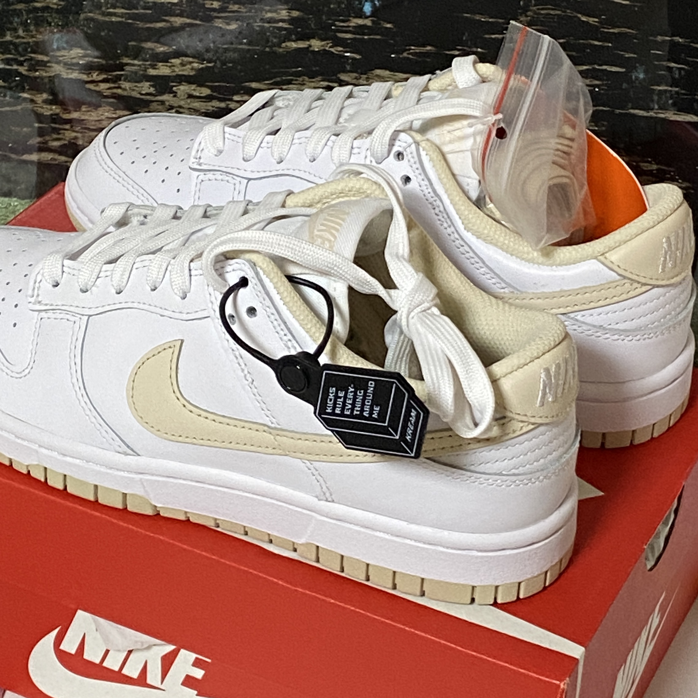(W) Nike Dunk Low Pearl White 착용 스타일