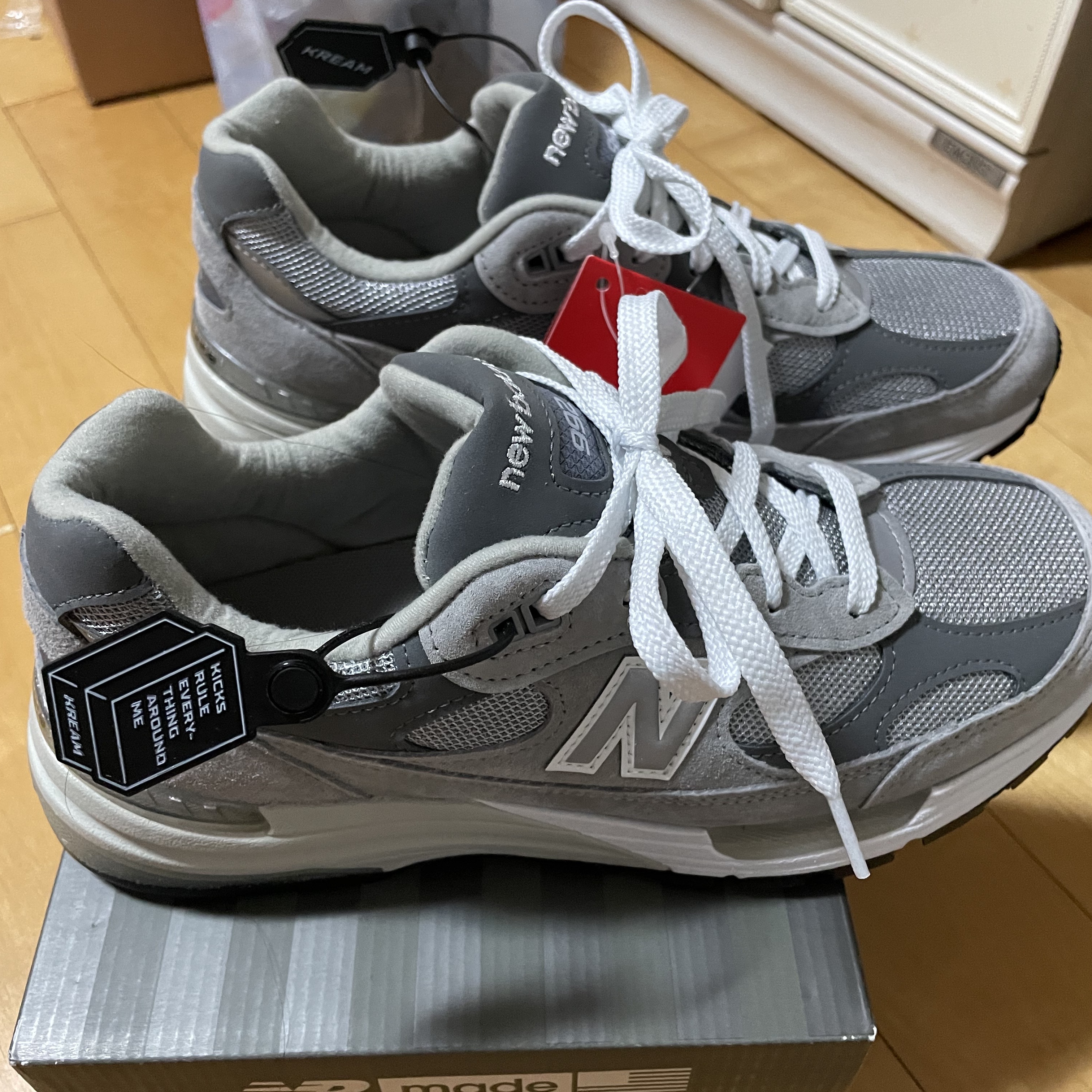 New Balance 992 Made in USA Grey - D Standard 착용 스타일 - 2