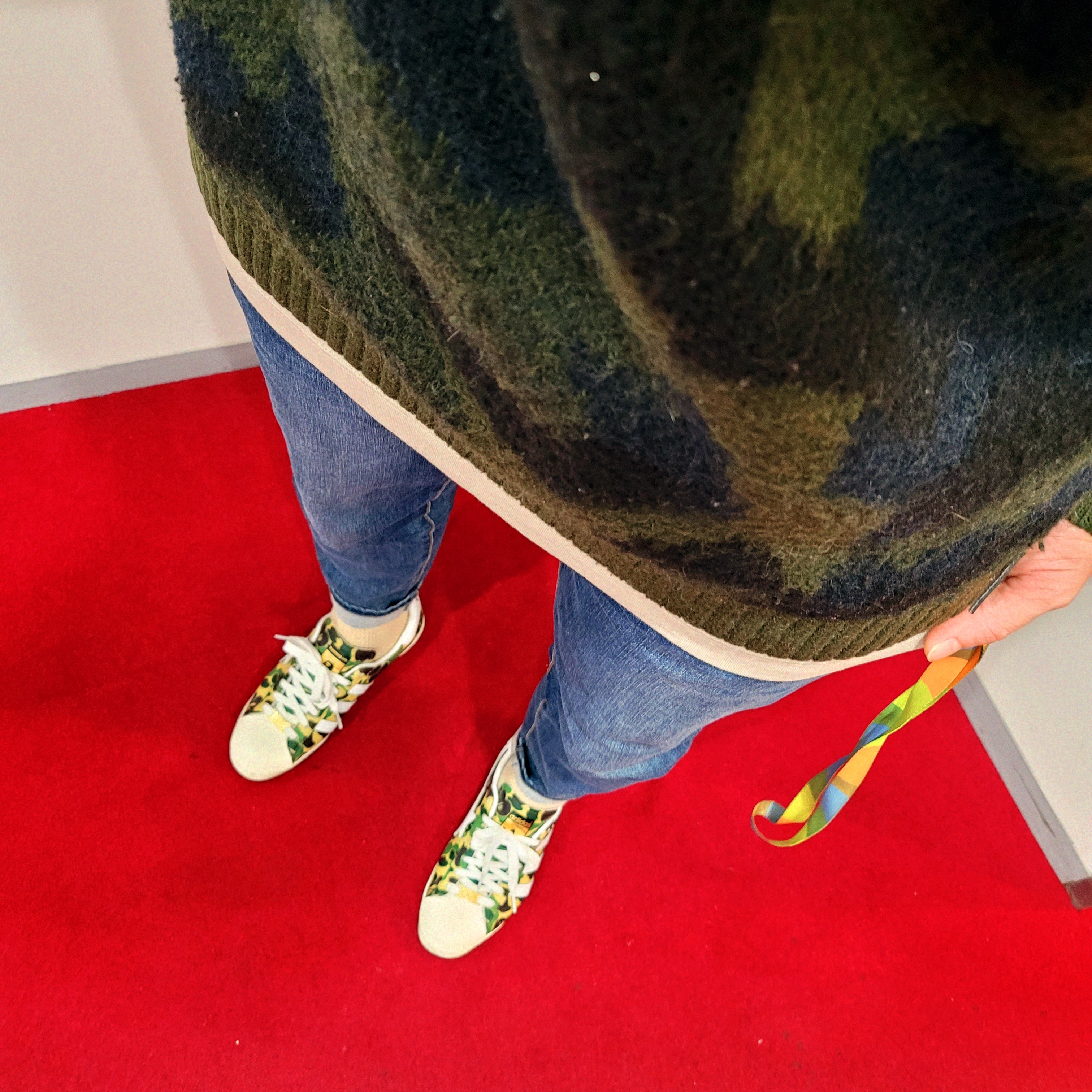 Adidas x BAPE Superstar 80s Green Camo 착용 스타일