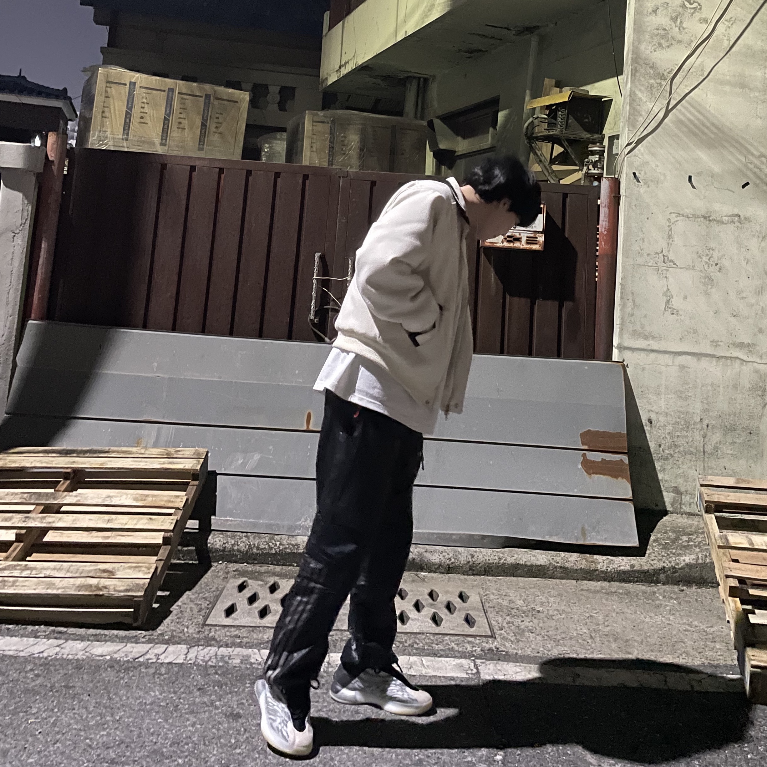 Adidas Yeezy QNTM BSKTBL 착용 스타일 - 2