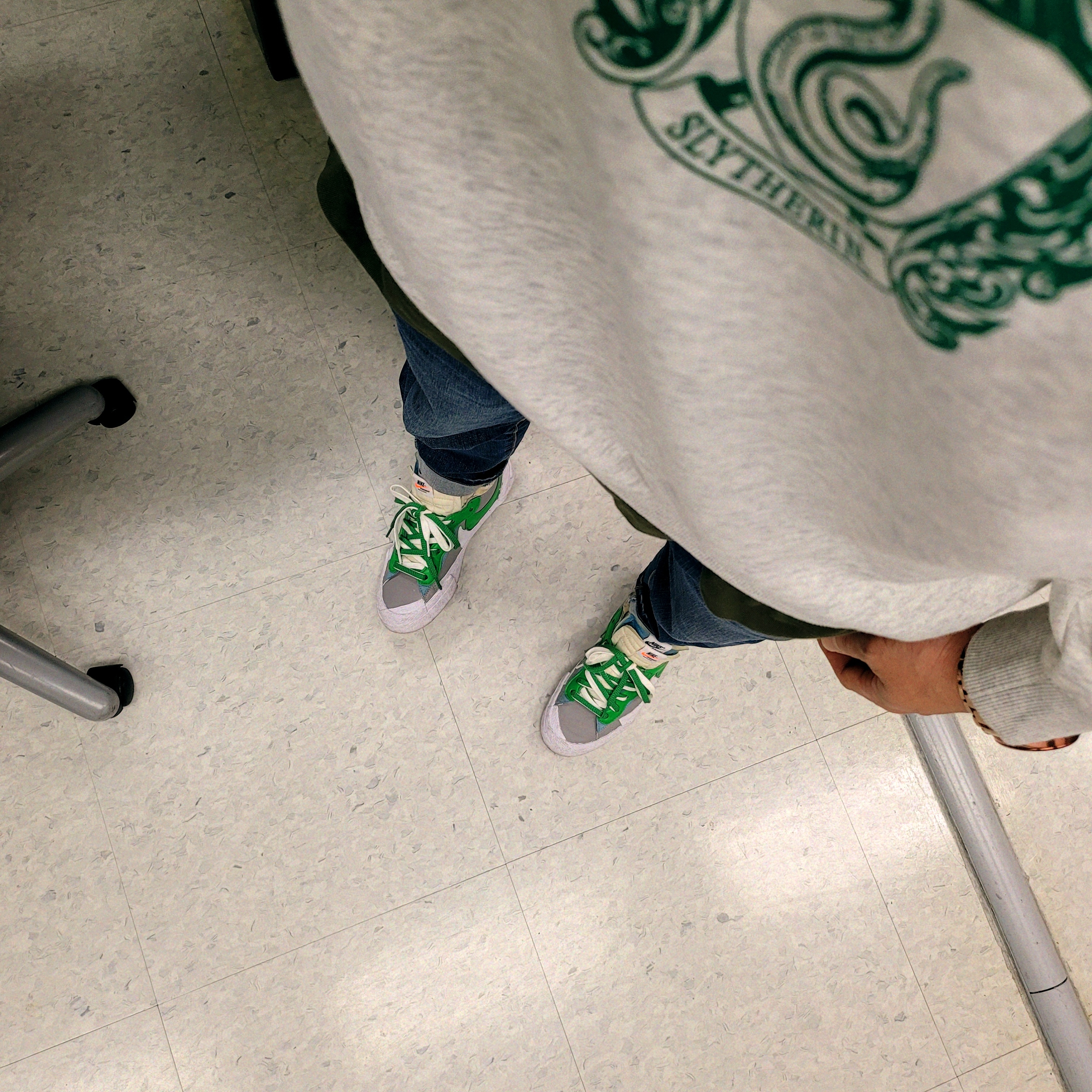 Nike x Sacai Blazer Low Classic Green 착용 스타일