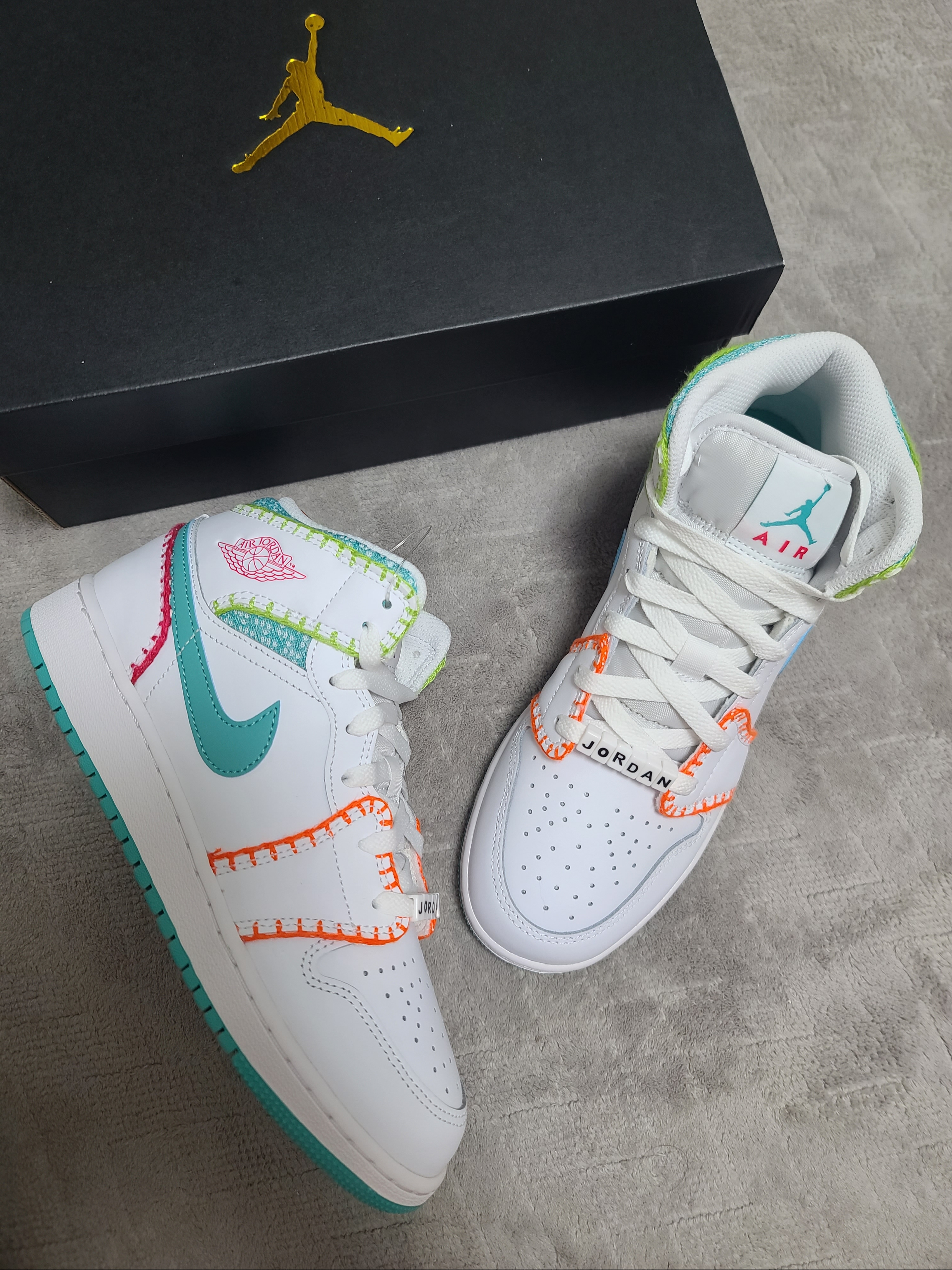 (GS) Jordan 1 Mid SE White Washed Teal 착용 스타일