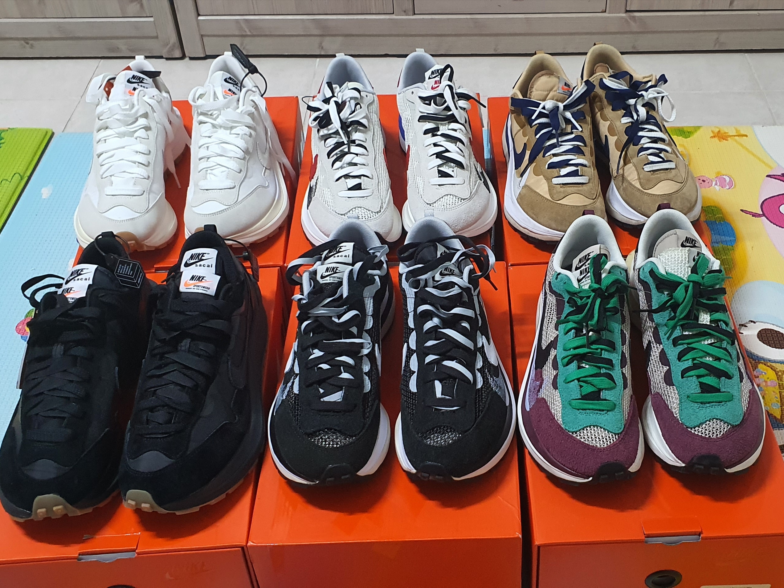 Nike x Sacai VaporWaffle Black and Gum, Nike x Sacai VaporWaffle White and Gum 착용 스타일 - 3