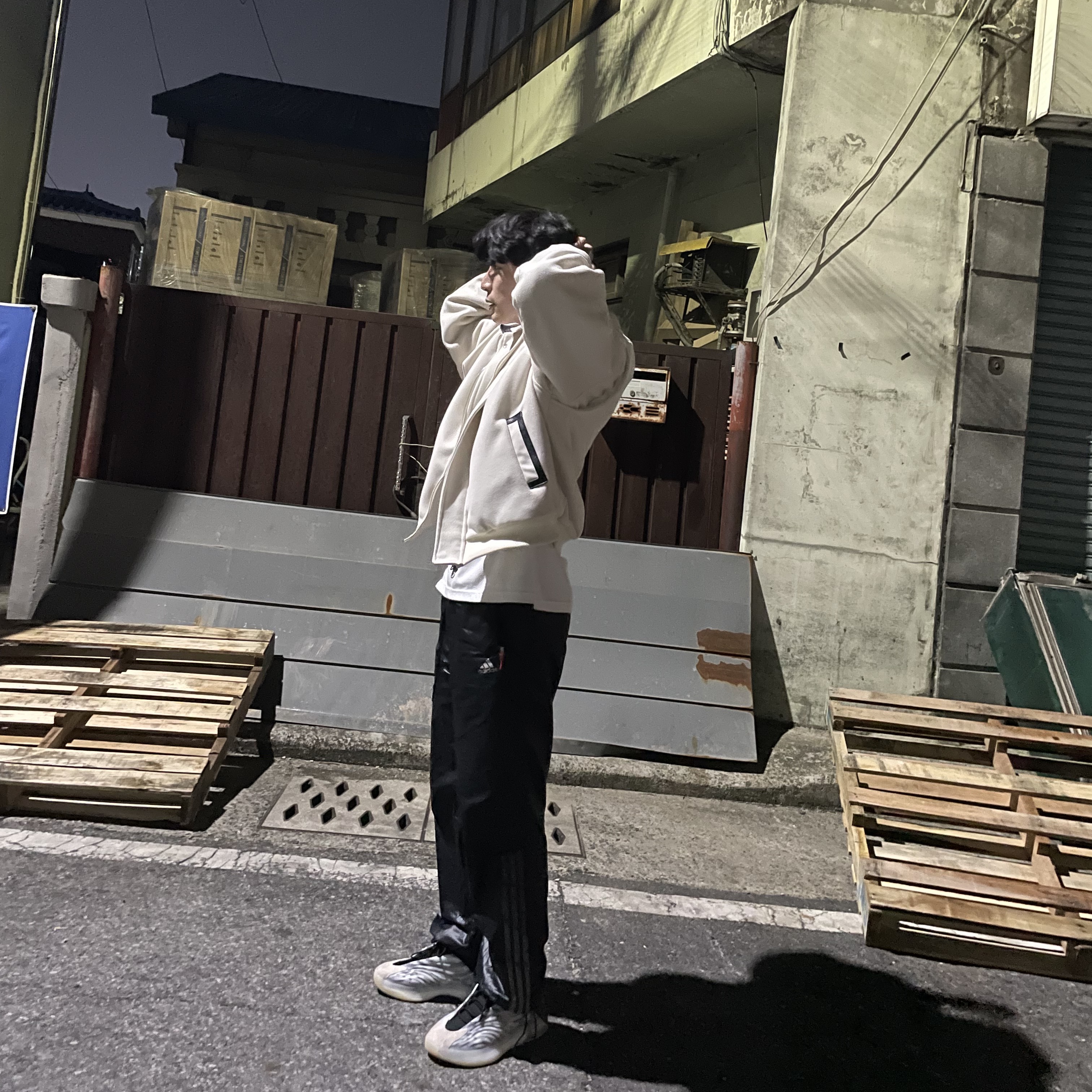 Adidas Yeezy QNTM BSKTBL 착용 스타일 - 1