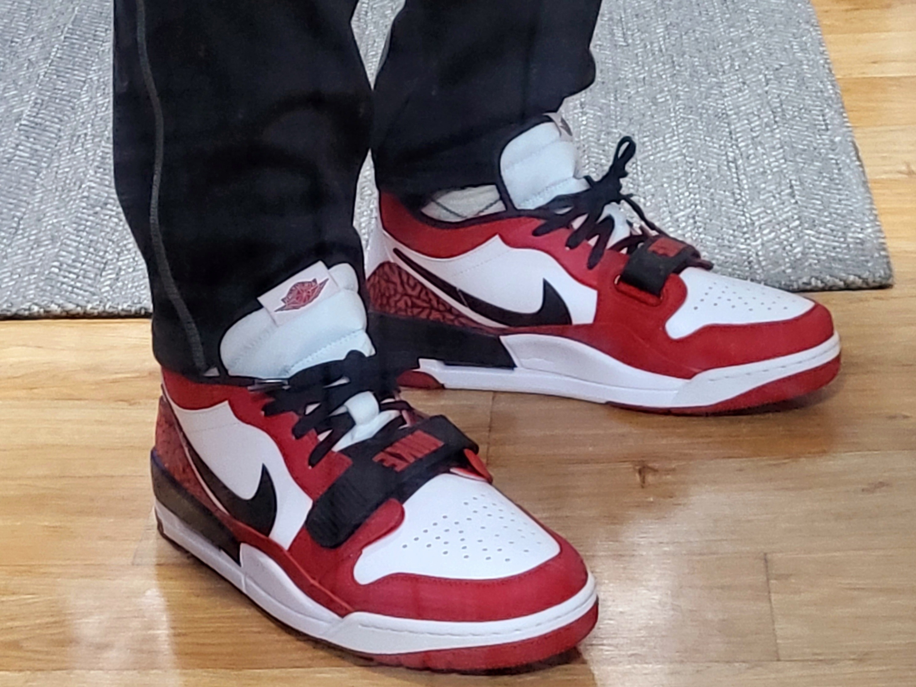 Jordan Legacy 312 Low Chicago 2022 착용 스타일