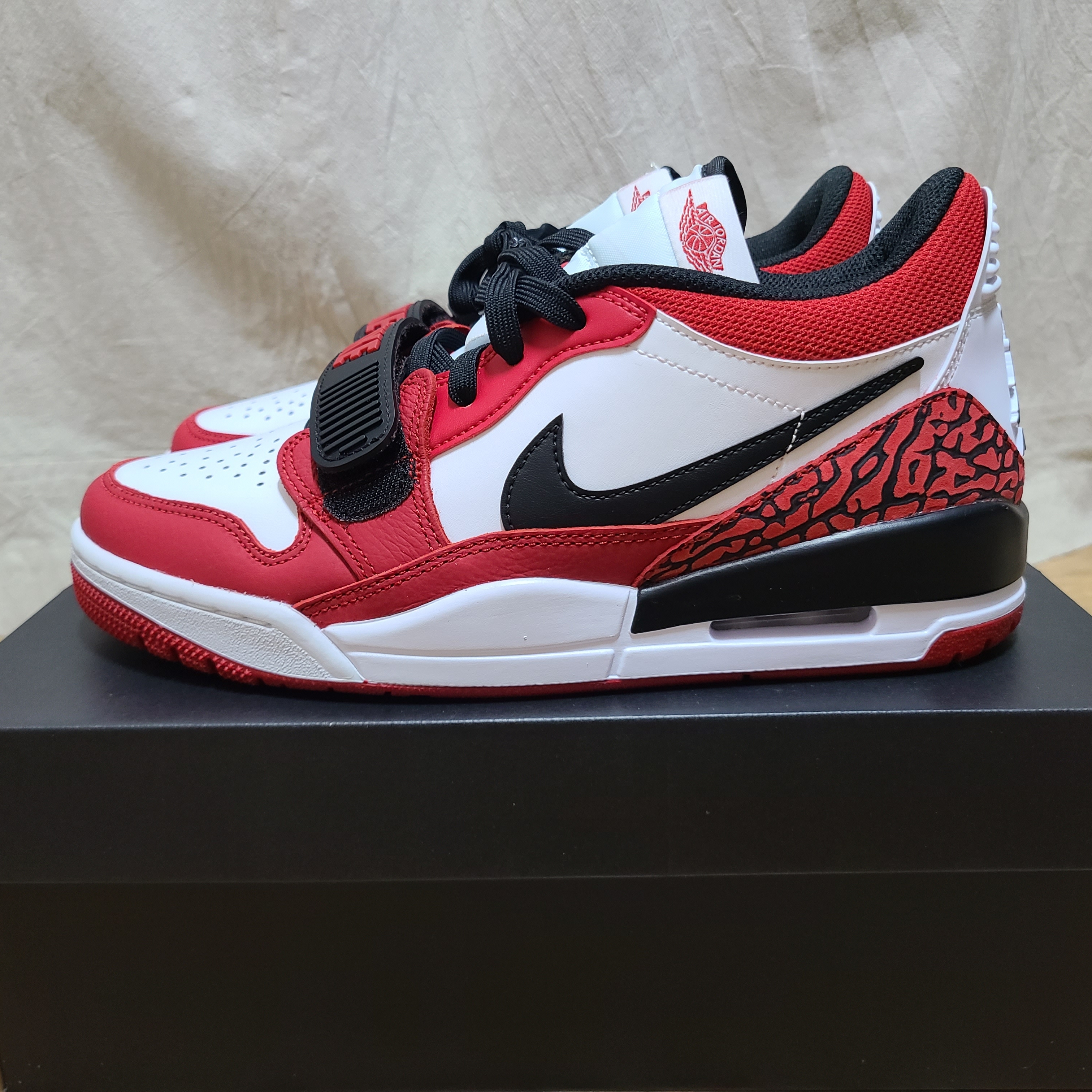 Jordan Legacy 312 Low Chicago 2022 착용 스타일 - 1