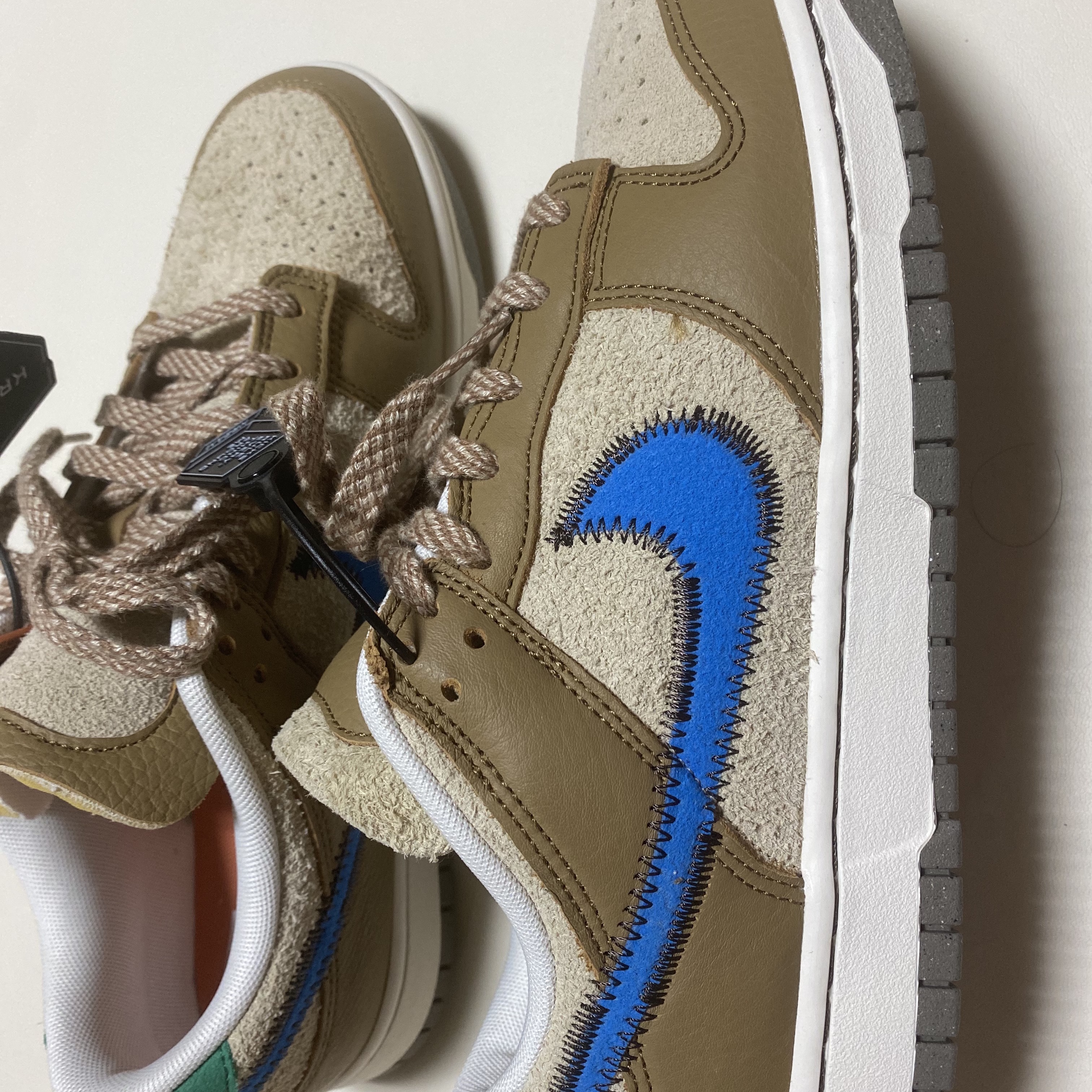 Nike x Size? Dunk Low Dark Driftwood Photo Blue 착용 스타일 - 2