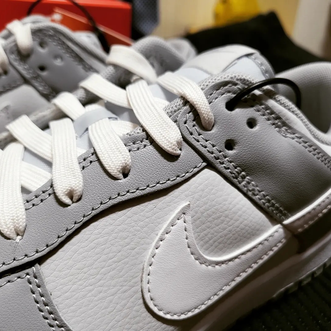 Nike Dunk Low Retro Wolf Grey 착용 스타일 - 1