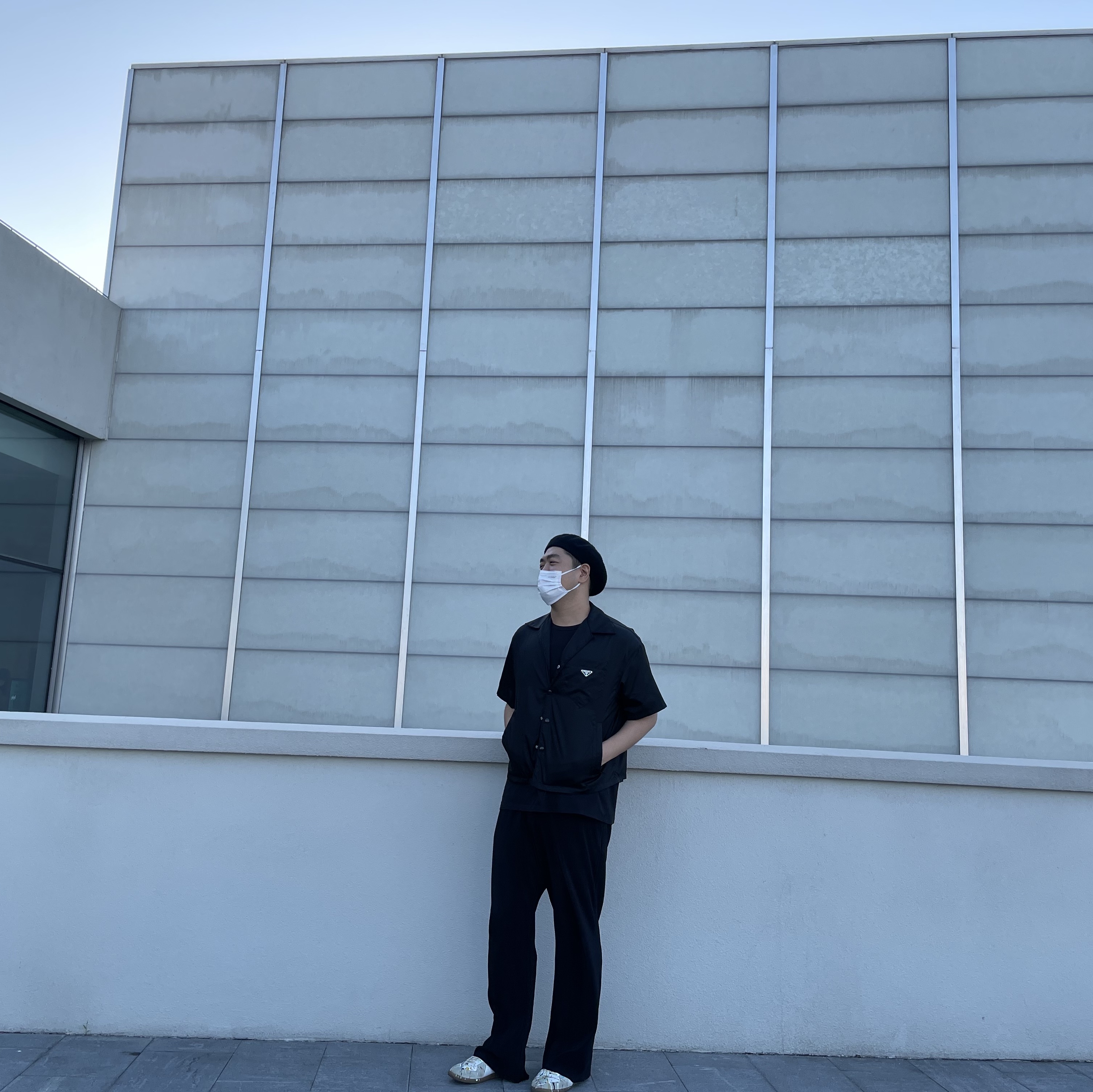 Maison Margiela Replica Paint Drop Sneakers 착용 스타일 - 1