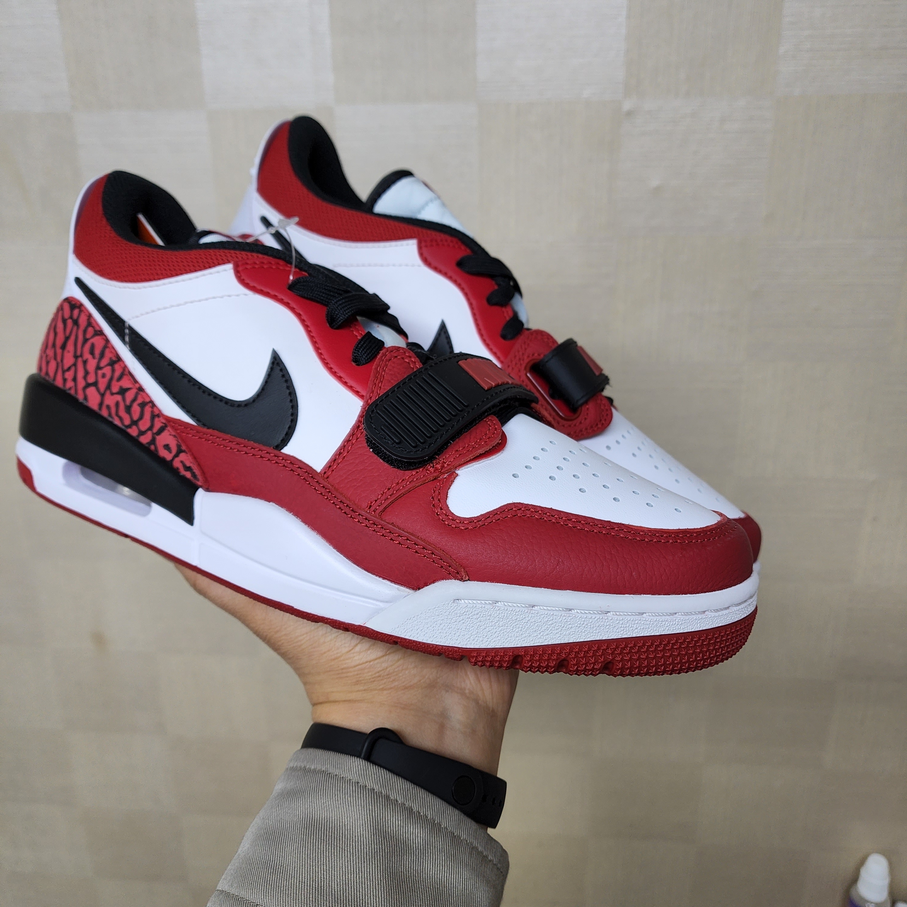 Jordan Legacy 312 Low Chicago 2022 착용 스타일 - 1
