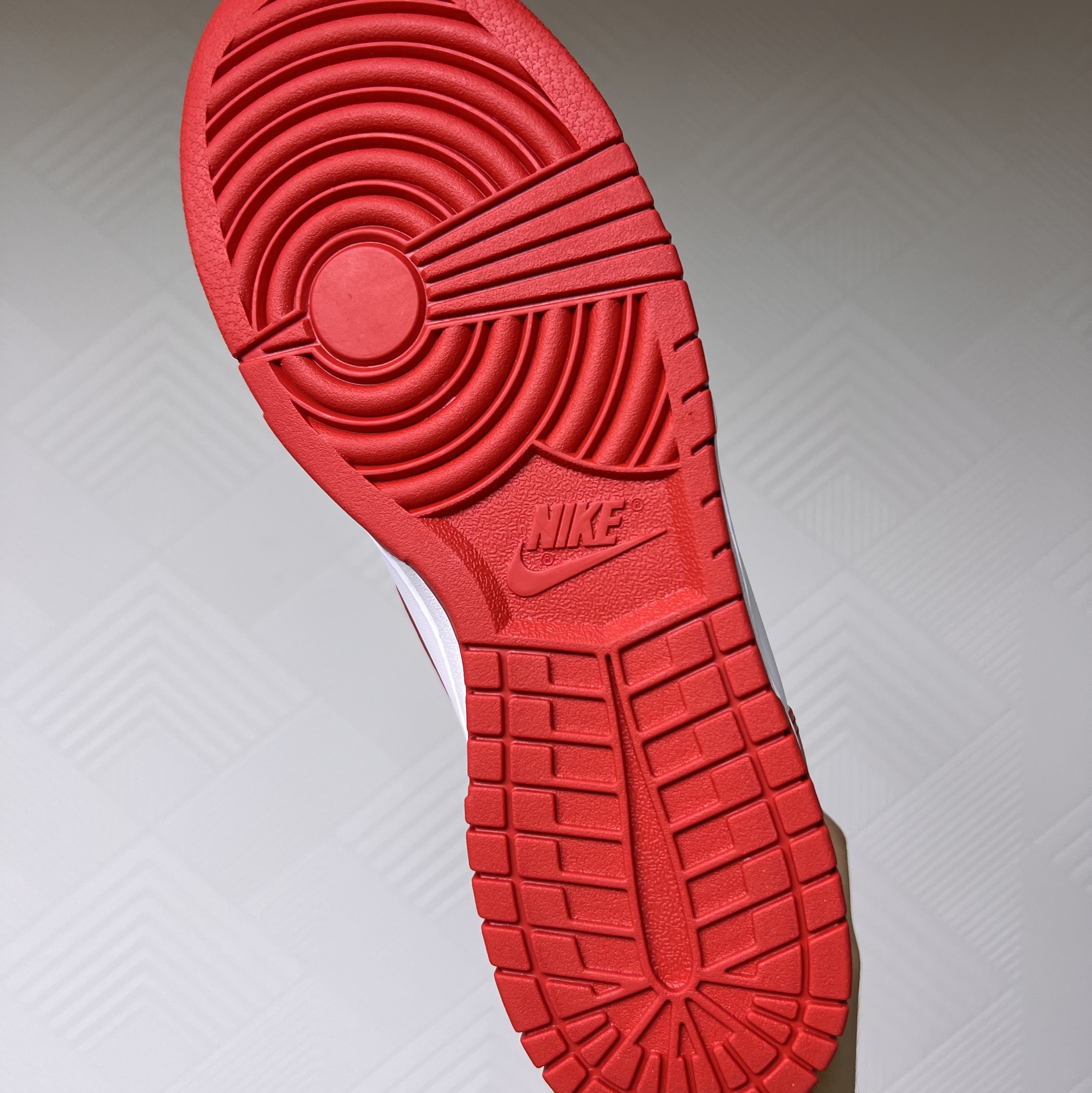 Nike Dunk High Retro Championship White and Red 착용 스타일 - 5
