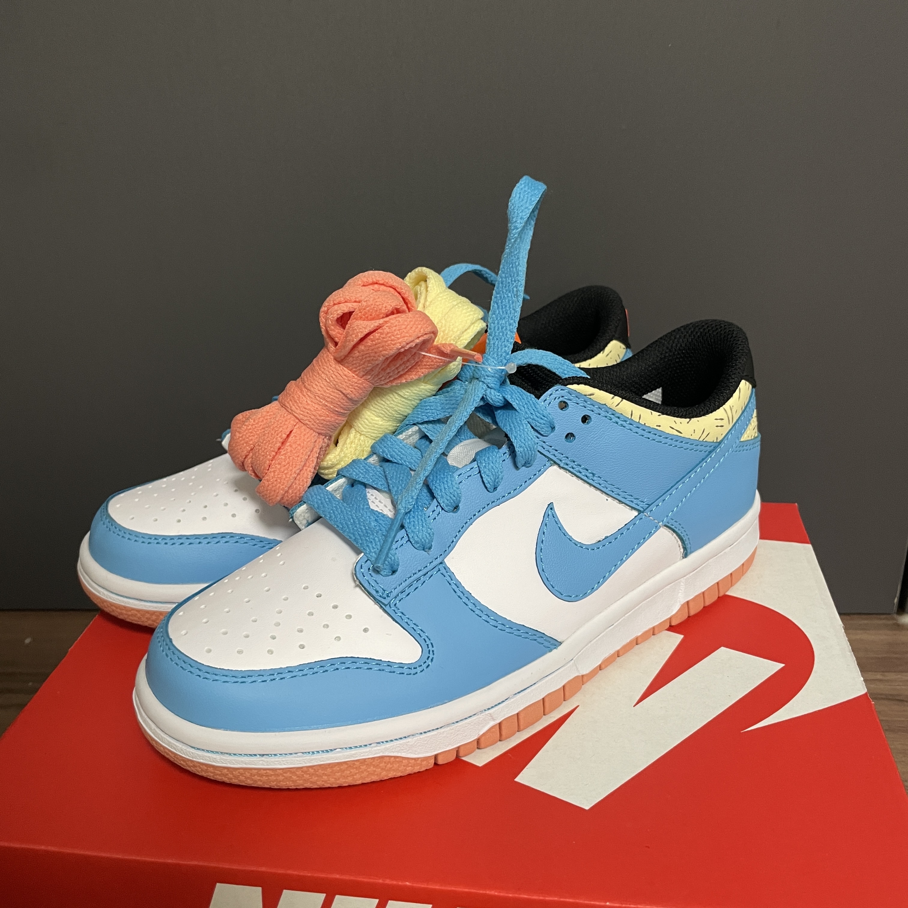 (GS) Nike x Kyrie Dunk Low SE Baltic Blue 착용 스타일 - 2