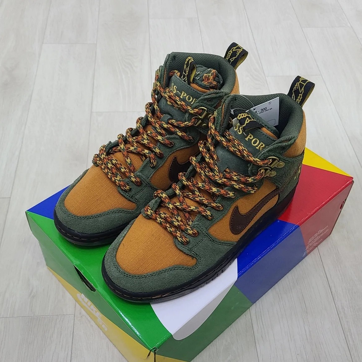 Nike SB Dunk High Pro QS Pass~Port 착용 스타일 - 2