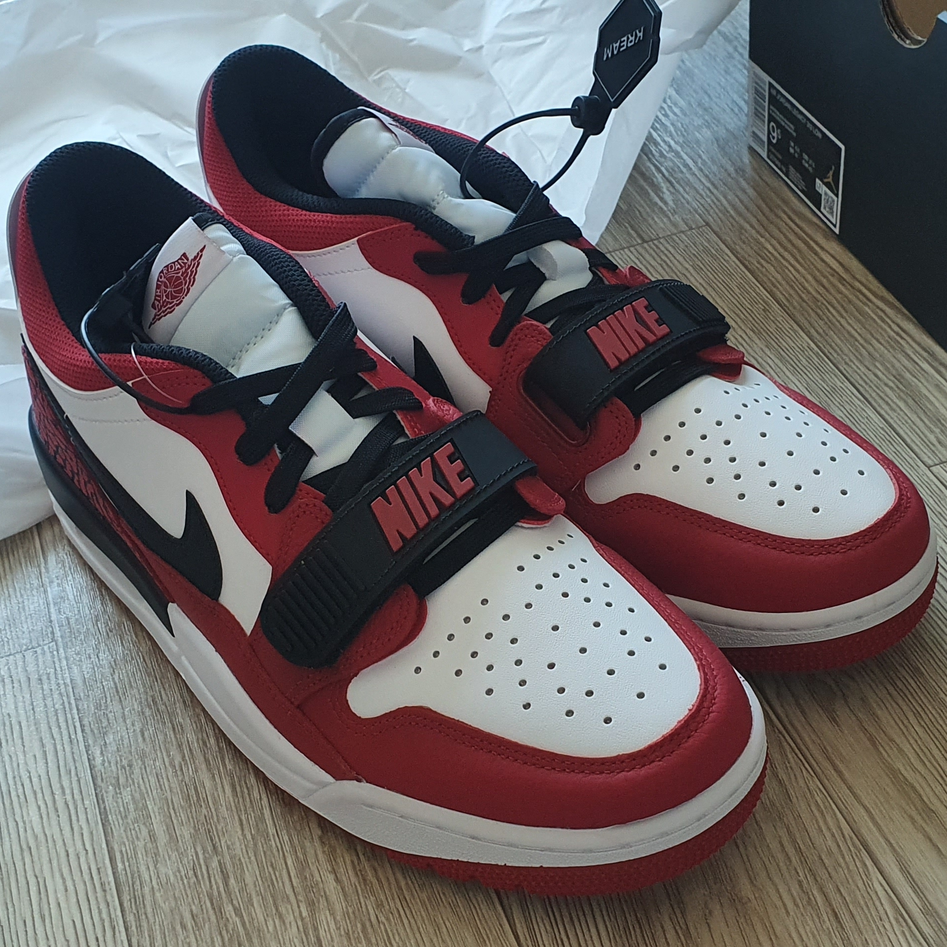 Jordan Legacy 312 Low Chicago 2022 착용 스타일 - 3