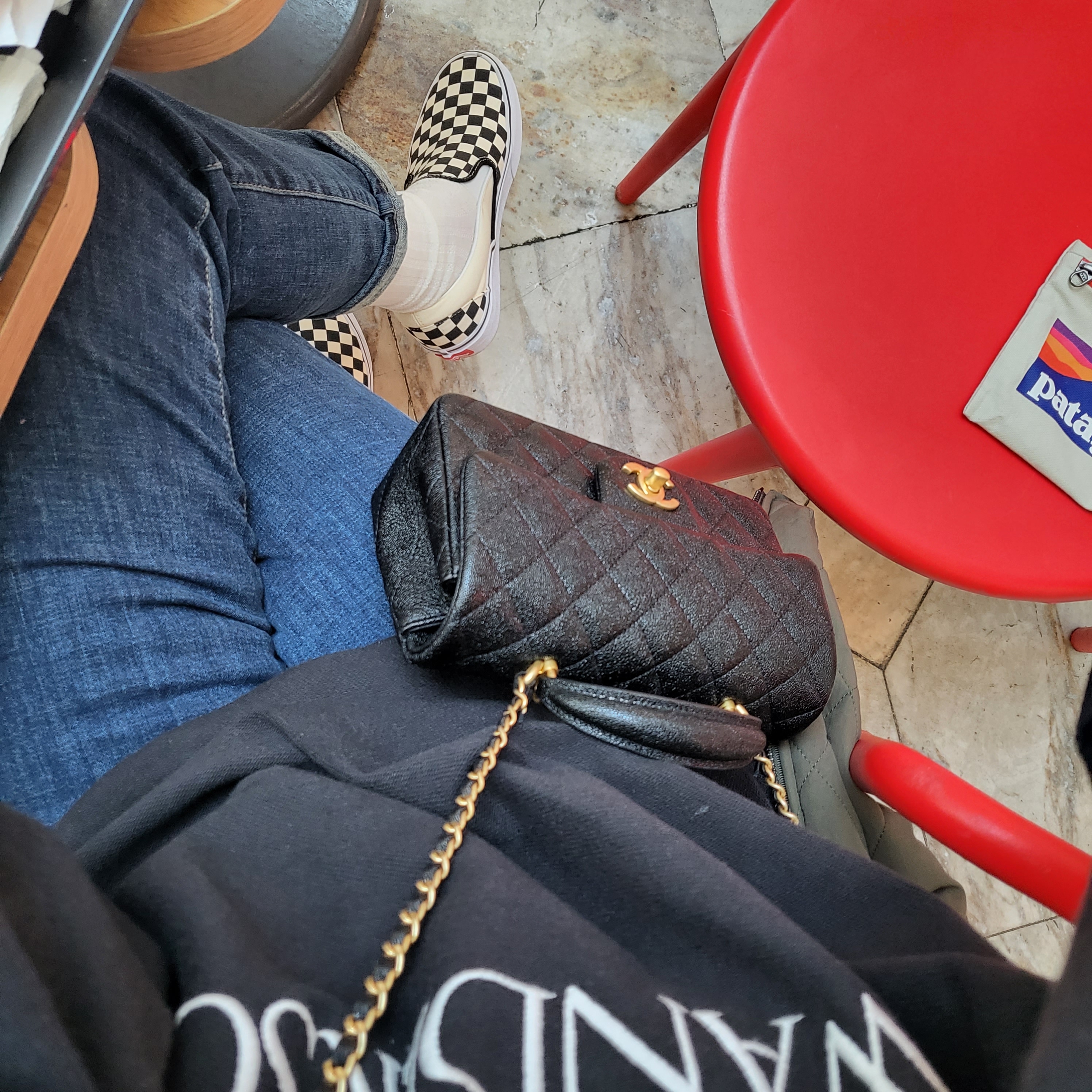 Vans Slip-On ComfyCush Checkerboard 착용 스타일