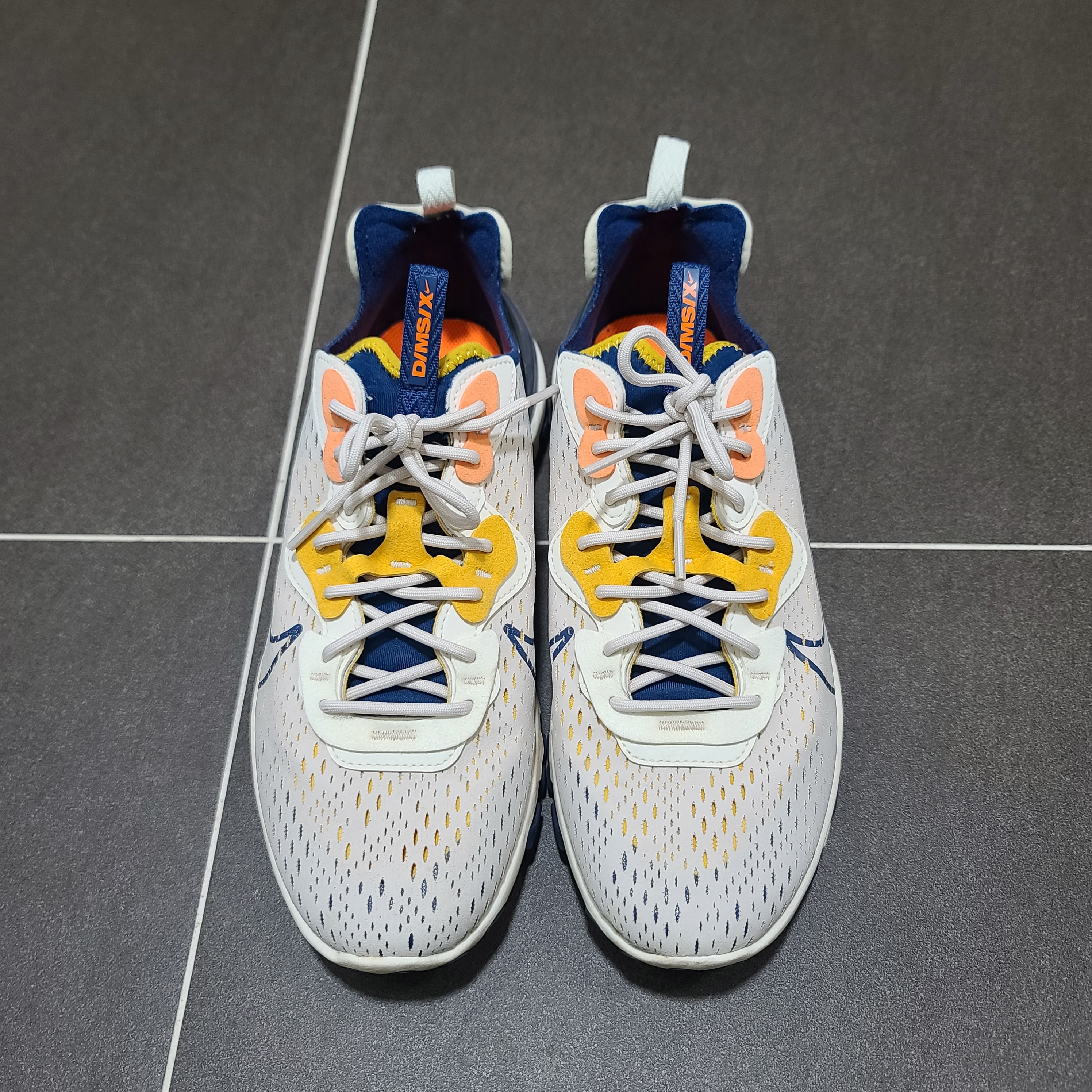 Nike React Vision Light Orewood Brown 착용 스타일 - 2