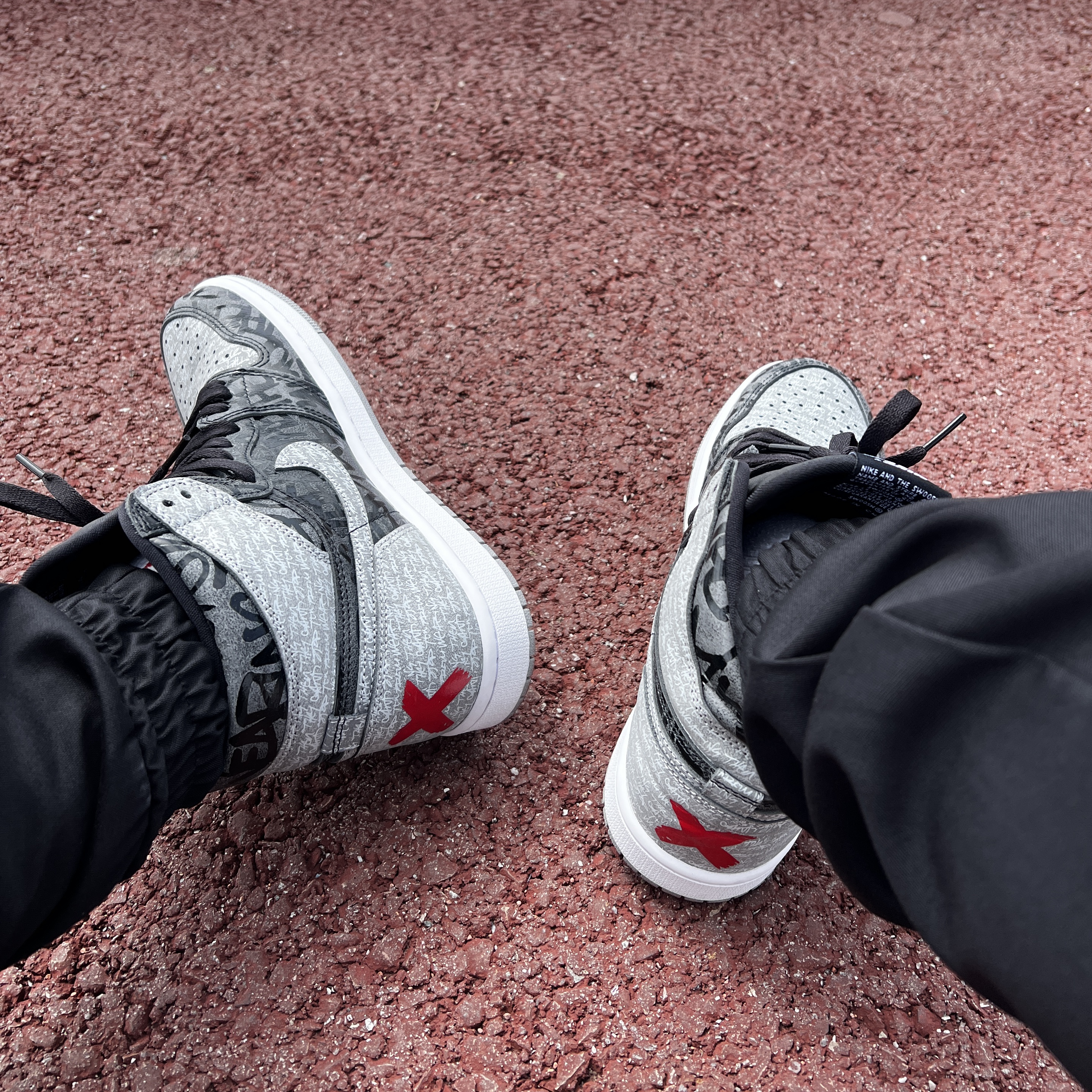 Jordan 1 Retro High OG Rebellionaire 착용 스타일