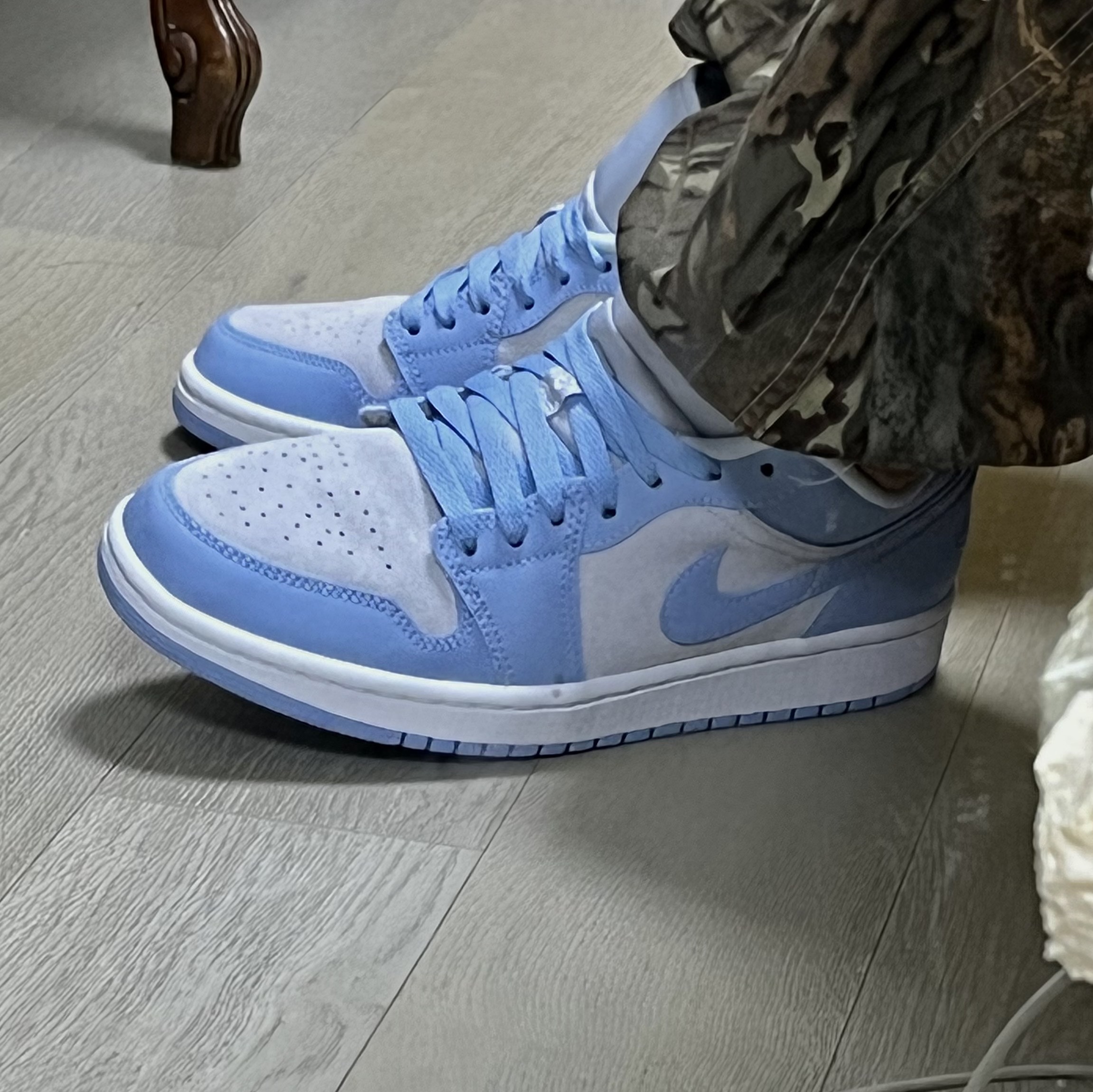 (W) Jordan 1 Low Aluminum 착용 스타일 - 2