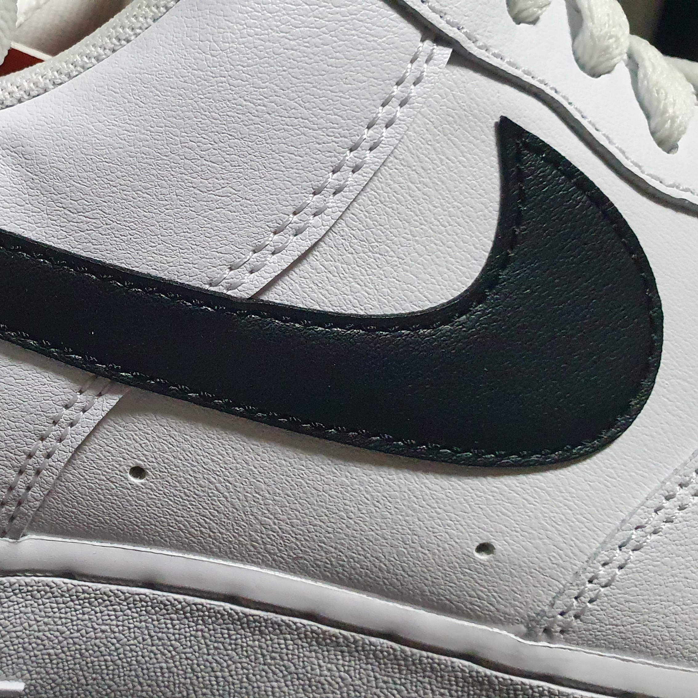 Nike Air Force 1 '07 LV8 2 Have a Nike Day 착용 스타일 - 2